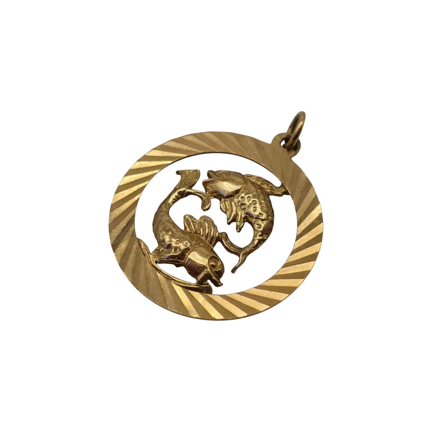 9ct 375 Yellow Gold Pisces Charm 1974 L 2.4 cm 2.3 g.