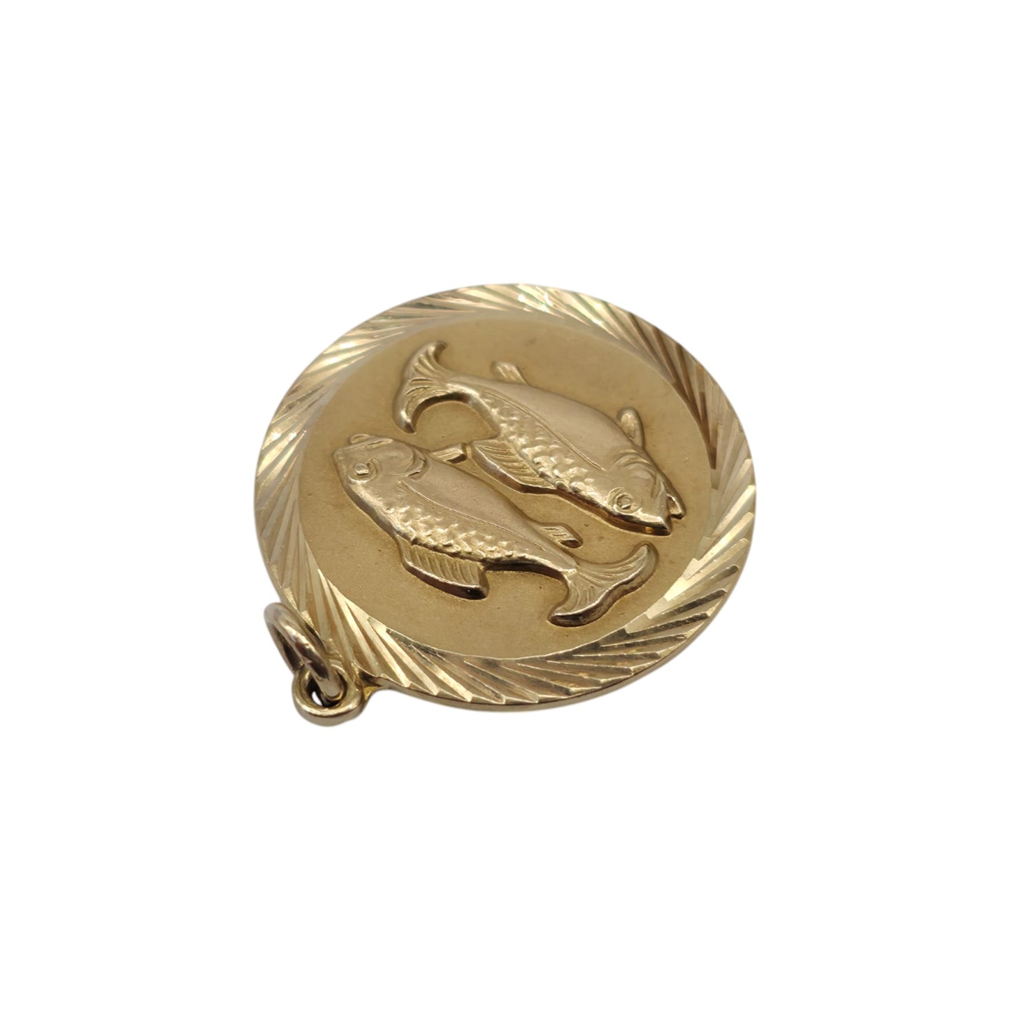 9ct 375 Yellow Gold Pisces Charm 1973 L 1.9 cm 3.9 g.