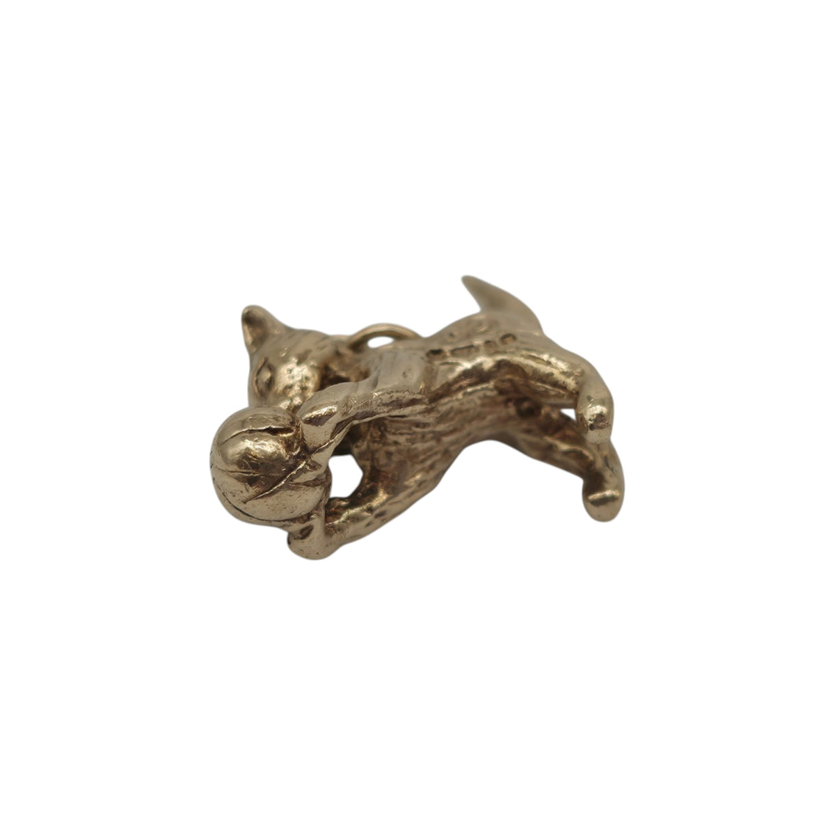 Heavy Cast 9ct 375 Yellow Gold Playful Cat Charm 1977 L 1.7 cm 5.5 g.