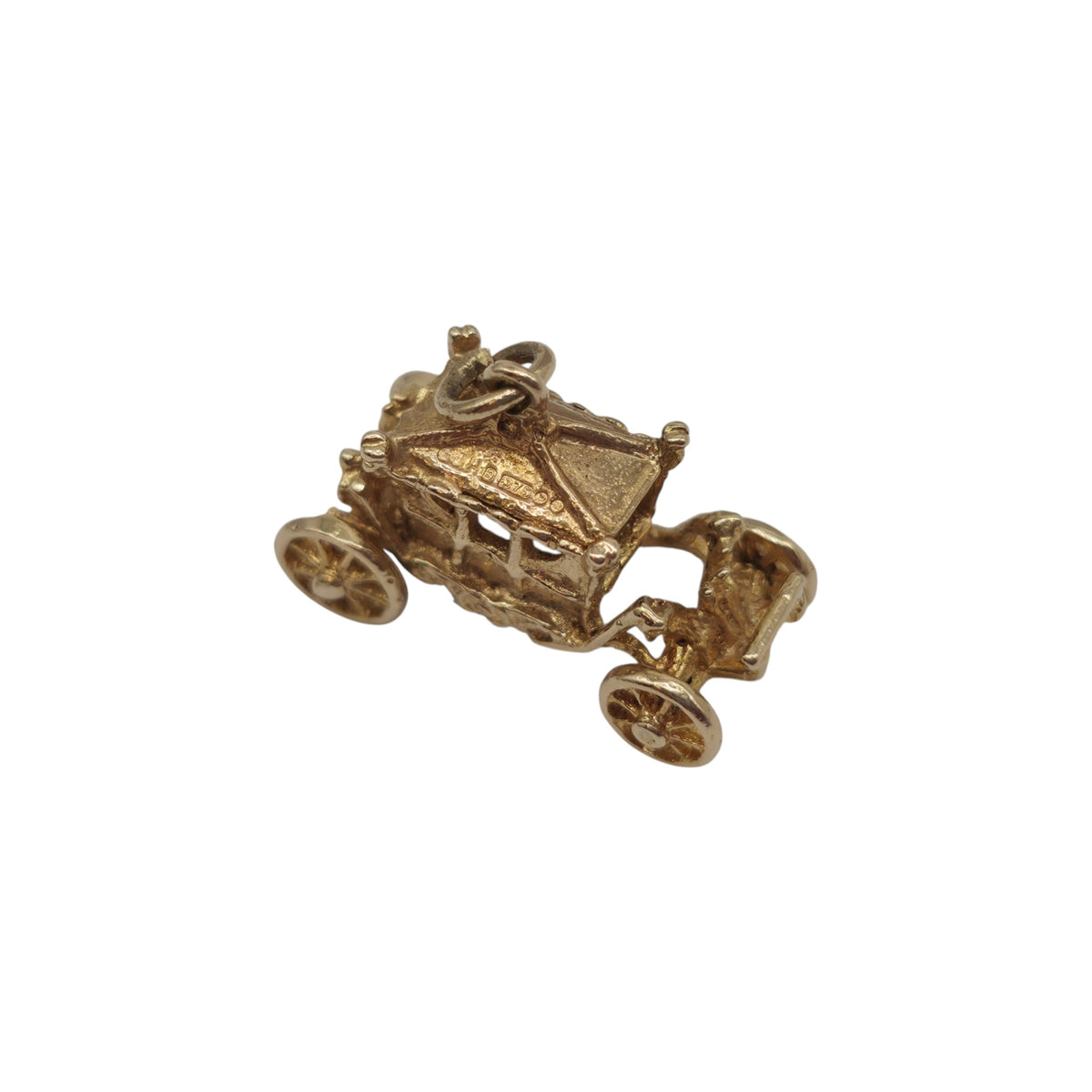 9ct 375 Yellow Gold Royal Carriage Charm 1970 L 2.0 cm 3.9 g.
