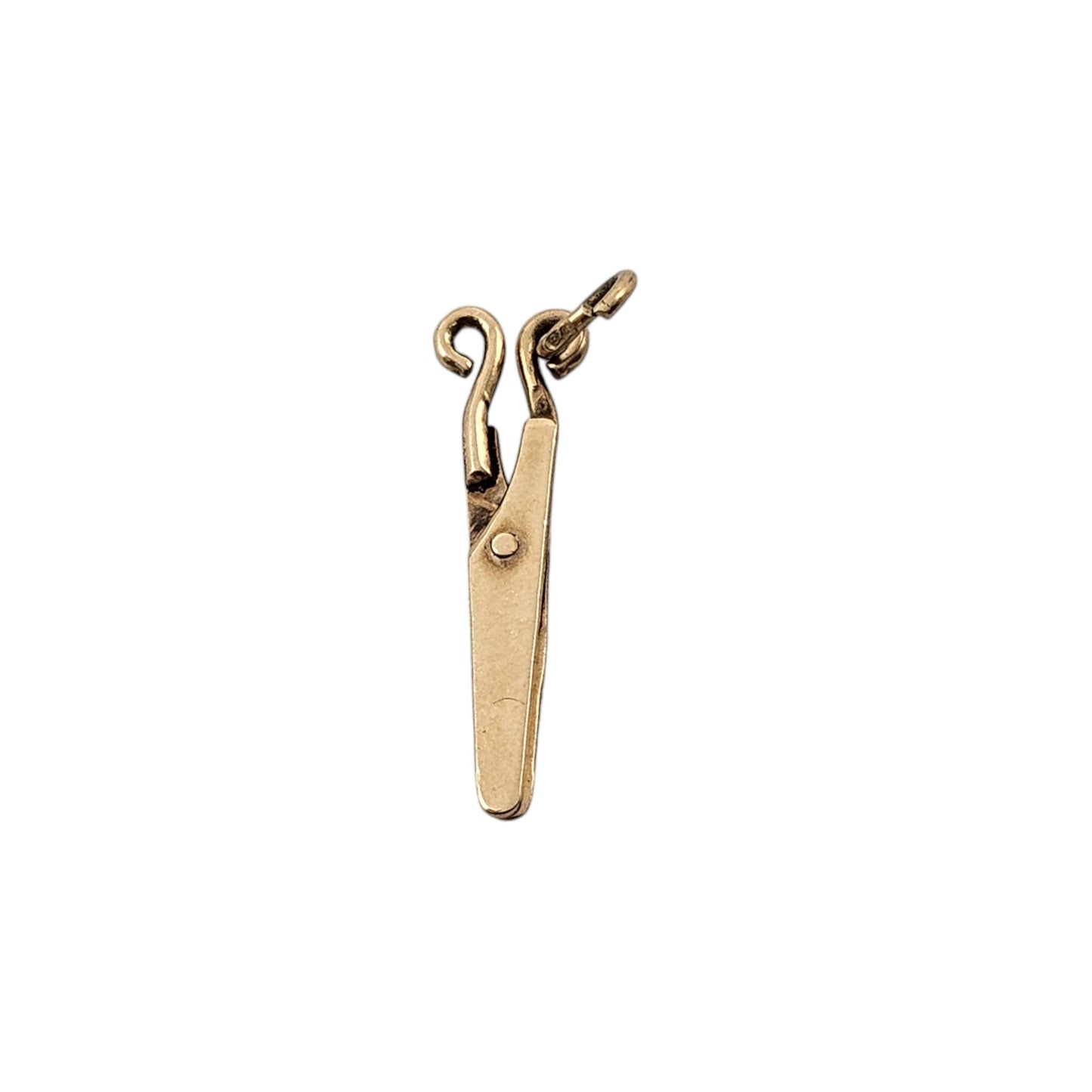 9ct 375 Yellow Gold Articulated Scissors Charm c.1961 L 2.0 cm 0.5 g.
