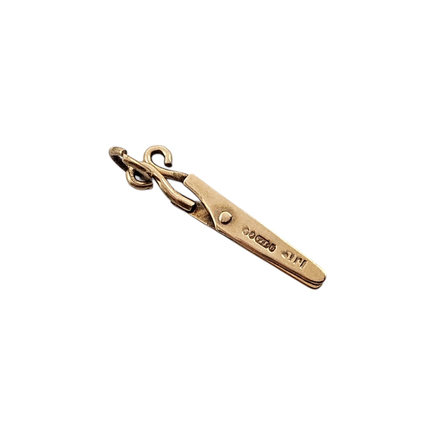 9ct 375 Yellow Gold Articulated Scissors Charm c.1961 L 2.0 cm 0.5 g.