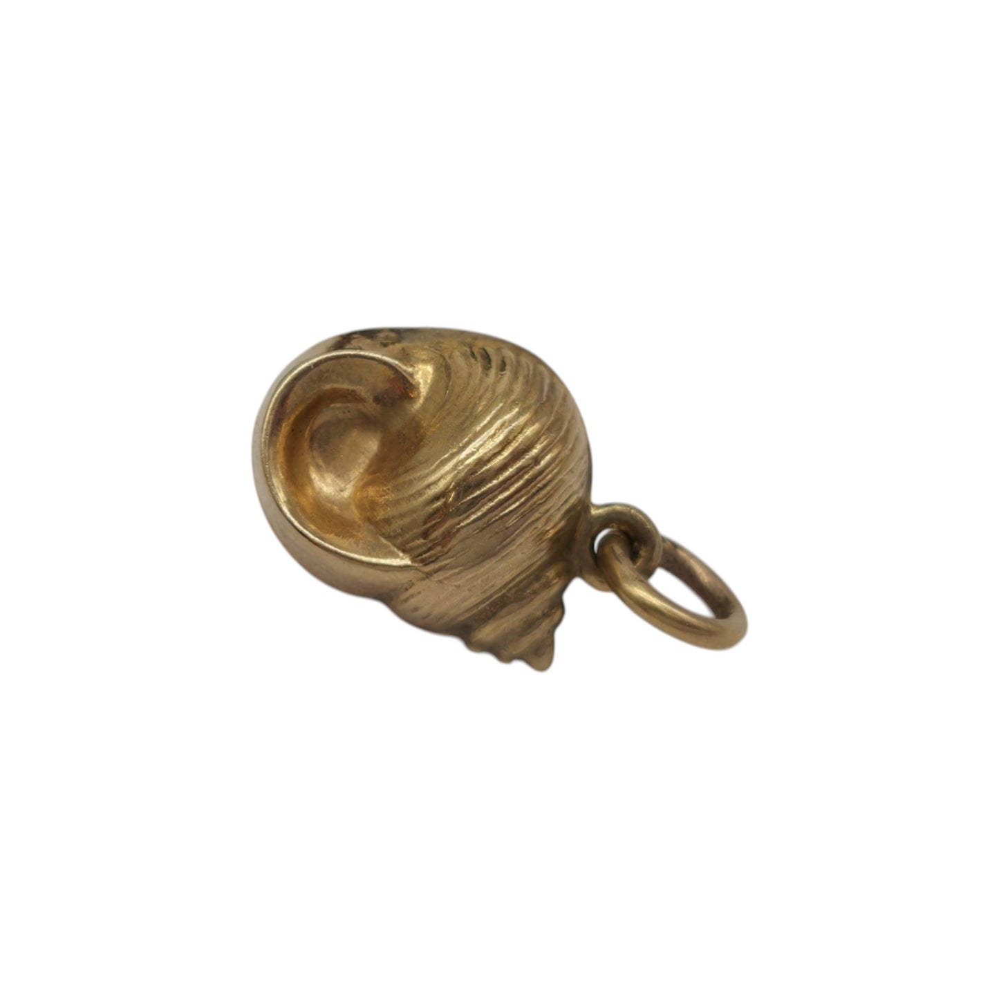 9ct 375 Yellow Gold Seashell Charm 1972 L 1.2 cm 0.8 g.