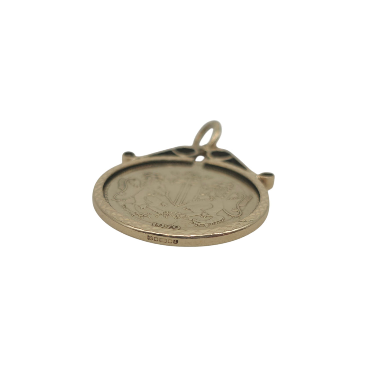 9ct 375 Yellow Gold St George Medallion Pendant 1992 L 2.3 cm 3.5 g.