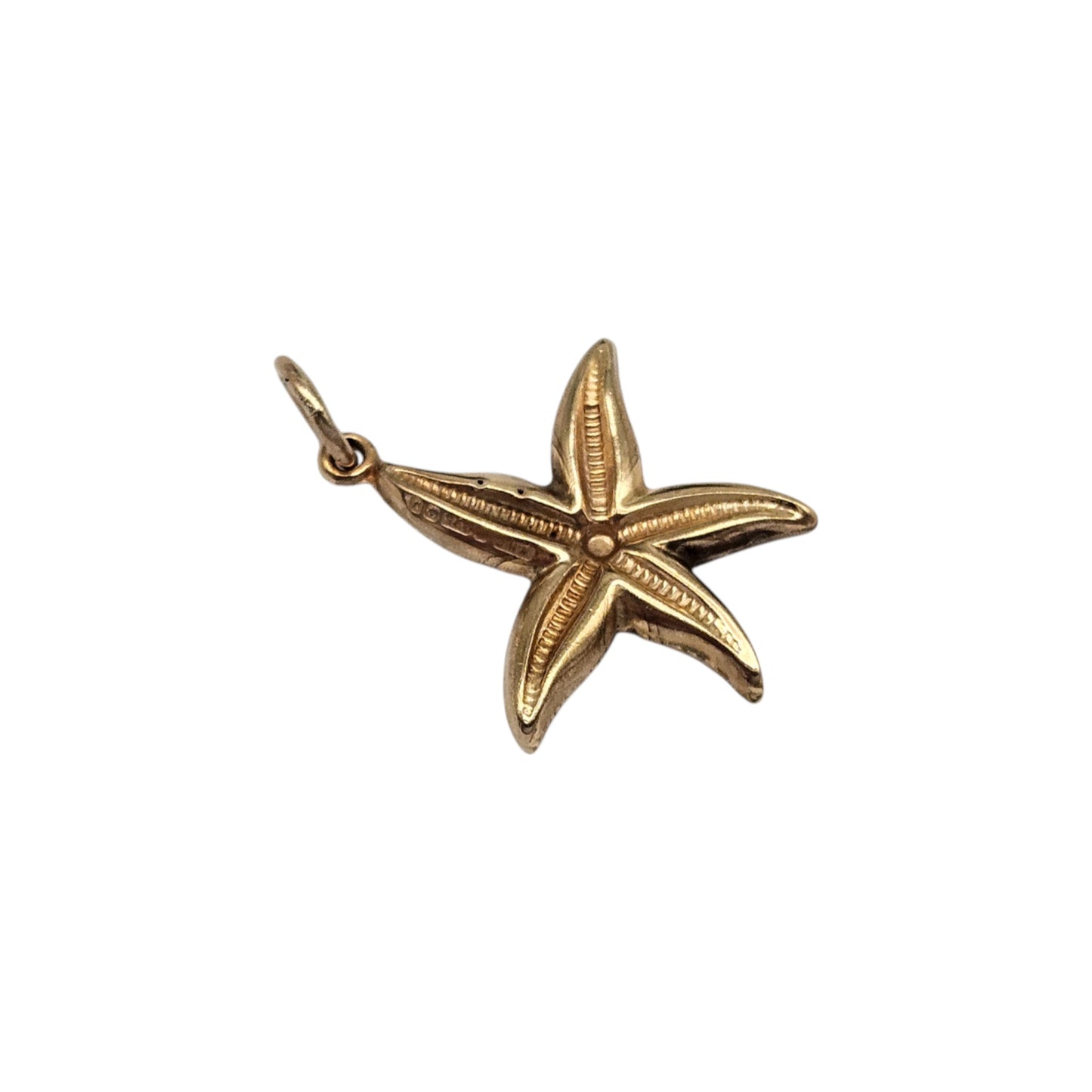 9ct 375 Yellow Gold Starfish Charm 1971 L 1.7 cm 0.8 g.