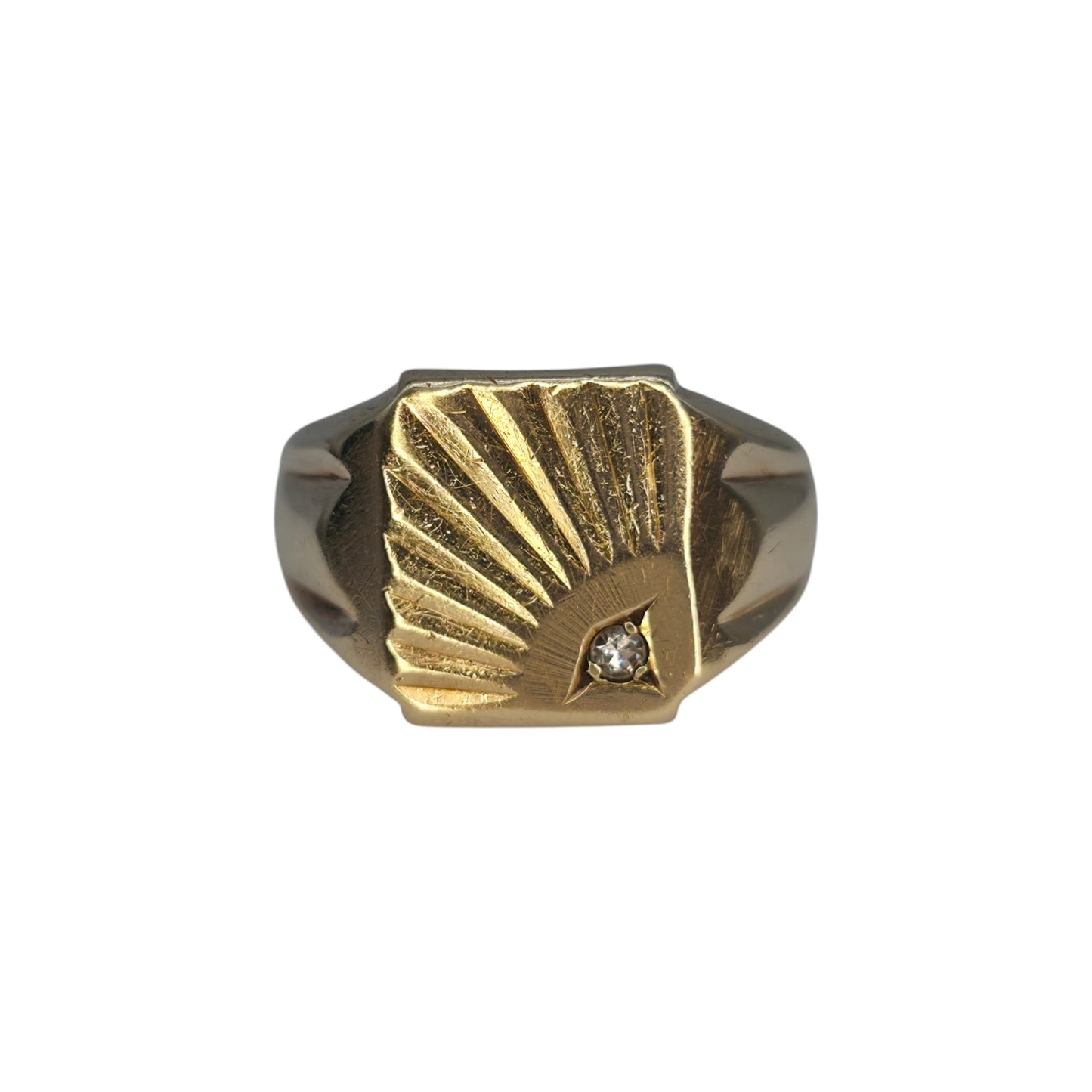 9ct 375 Yellow Gold Sunburst Signet Ring With Diamond 1969 Size P 7.9 g.