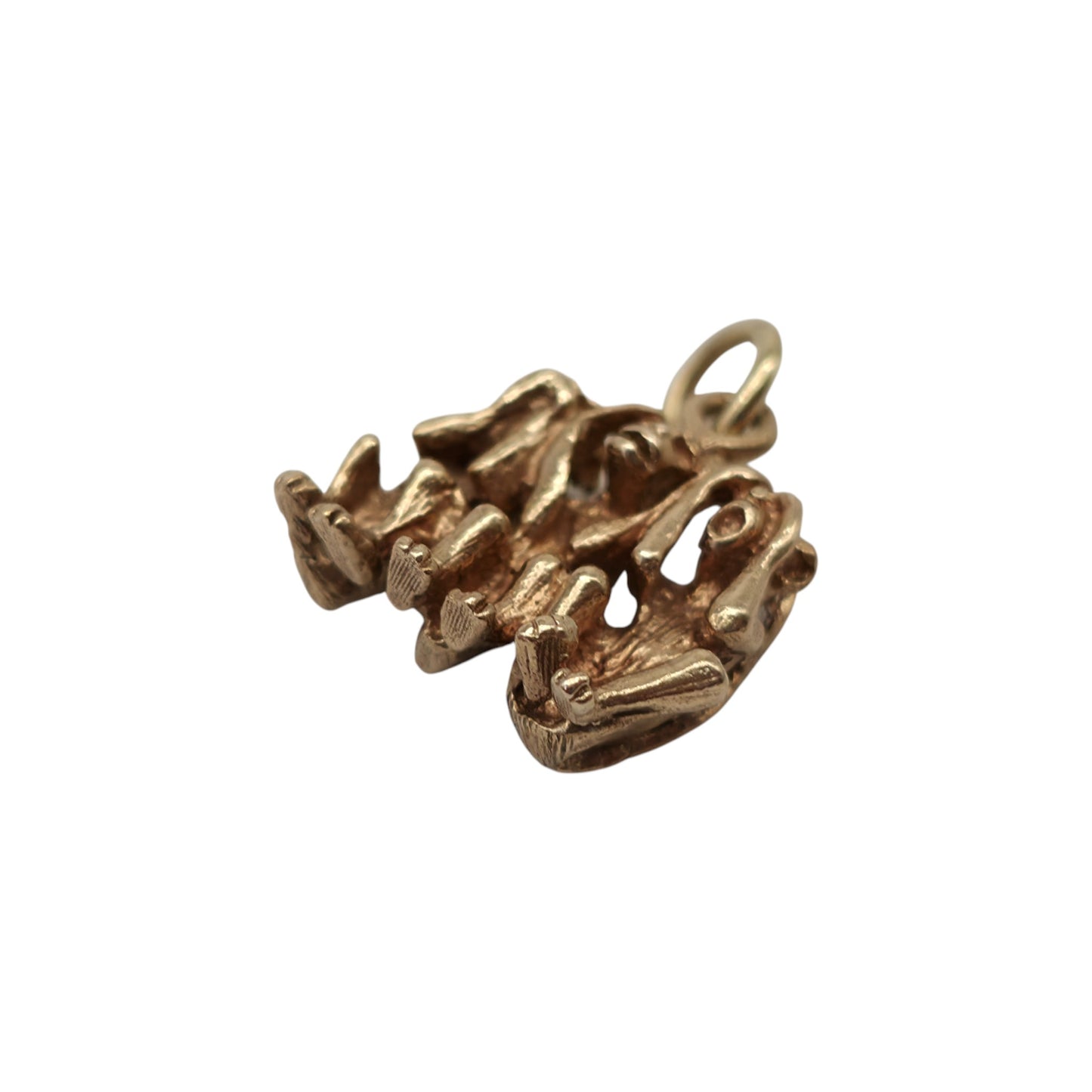 9ct 375 Yellow Gold Three Wise Monkey Charm 1974 L 1.4 cm 3.8 g.