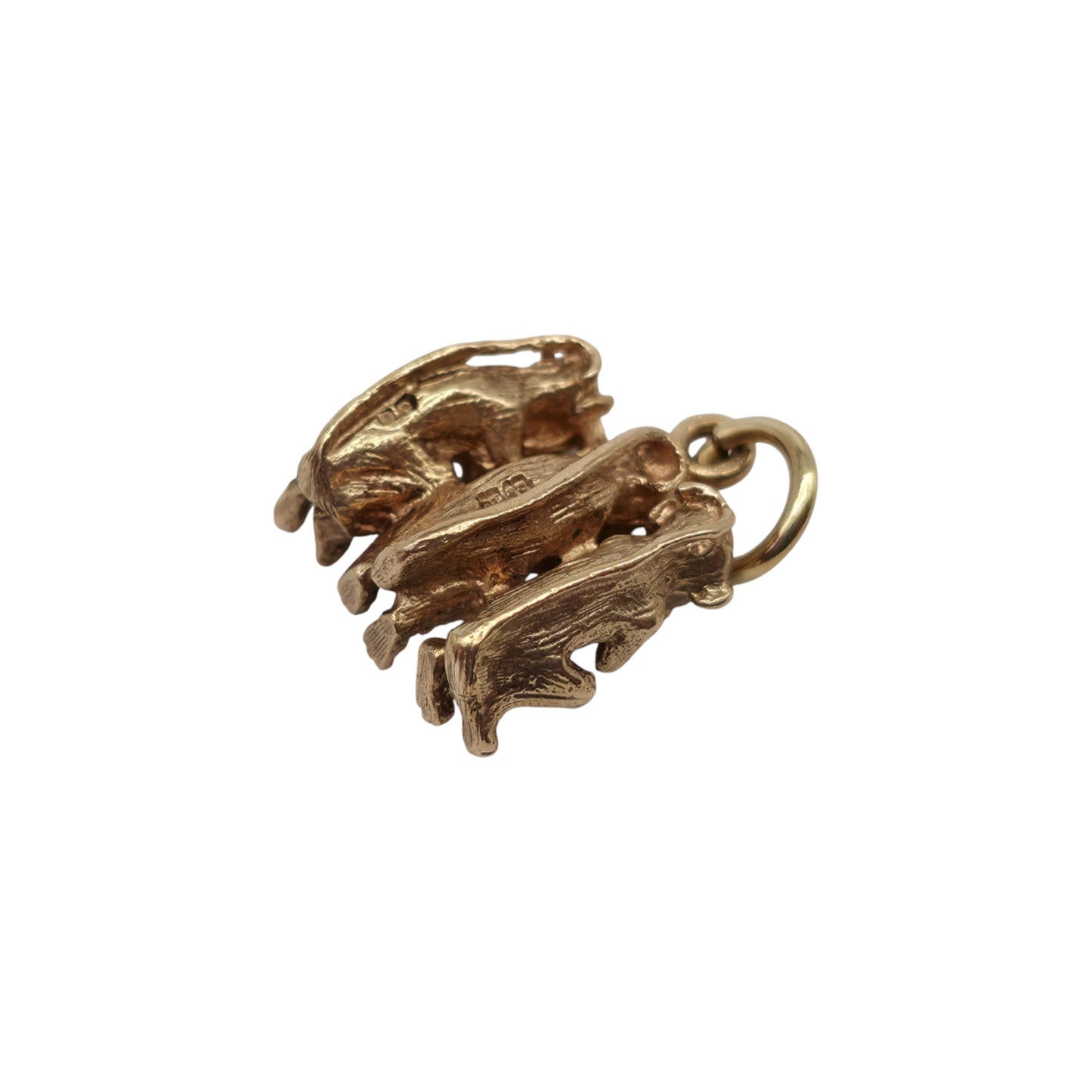 9ct 375 Yellow Gold Three Wise Monkey Charm 1974 L 1.4 cm 3.8 g.