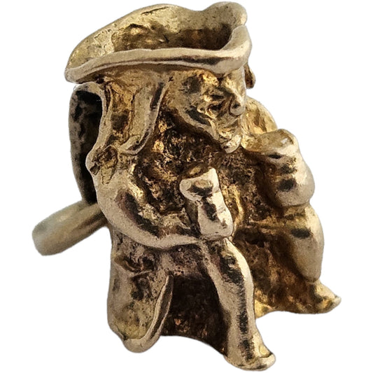 9ct 375 Yellow Gold Toby Jug Charm c.1970 L 1.0 cm 1.7 g.