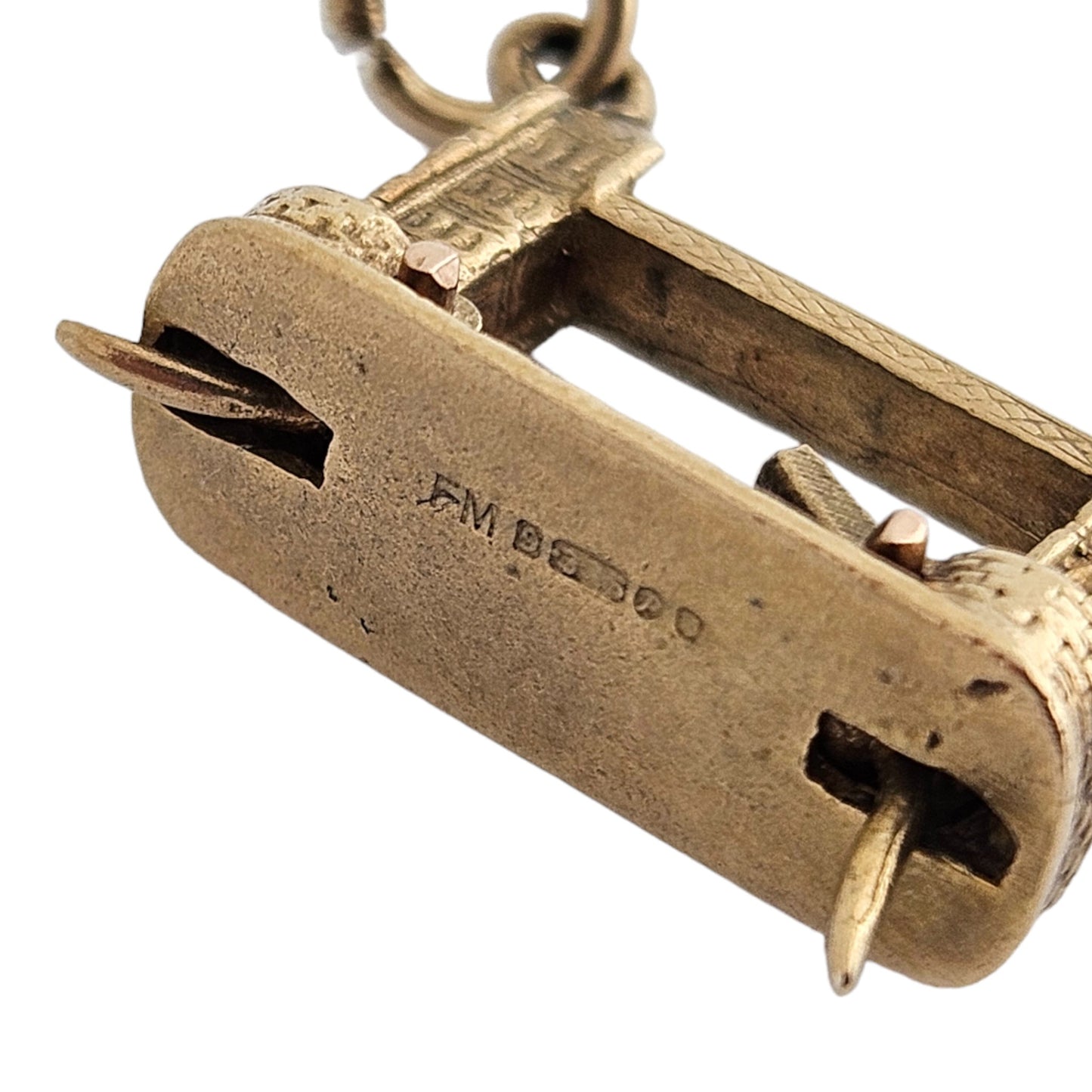9ct 375 Yellow Gold Tower Bridge Articulated Charm 1970 L 1.5 cm 2.3 g