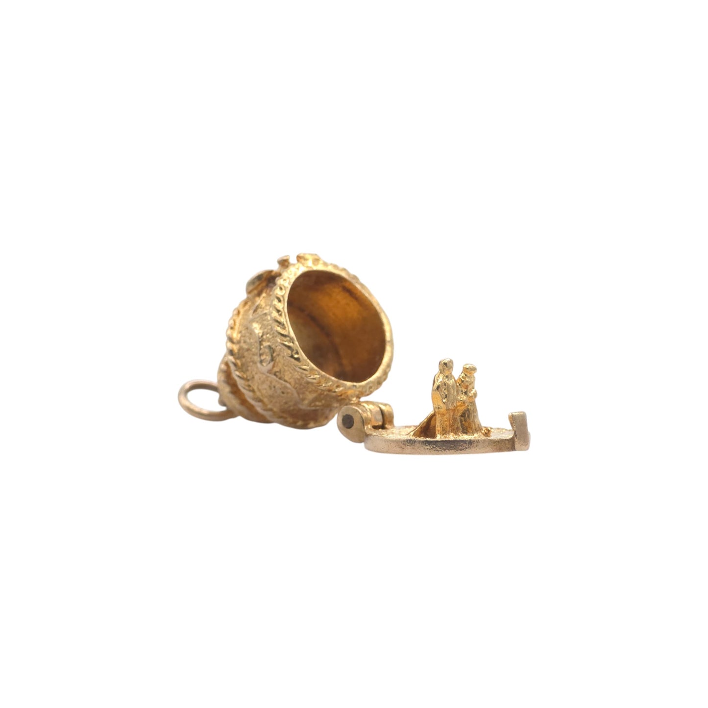 9ct 375 Yellow Gold Weeding Cake Opening Charm 1967 L 1.4 cm 4.8 g.
