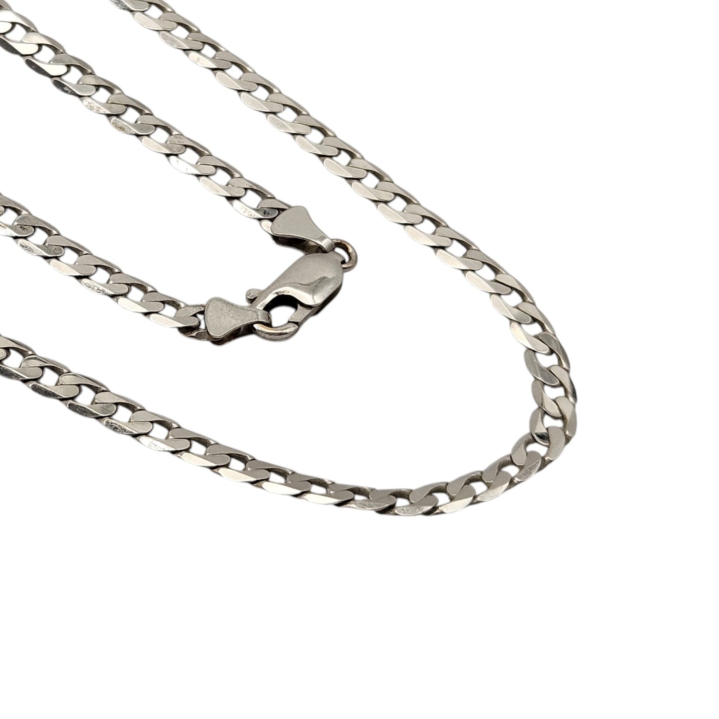 9ct 375 White Gold Curb Link Chain L 50.8 cm 13.4 g.