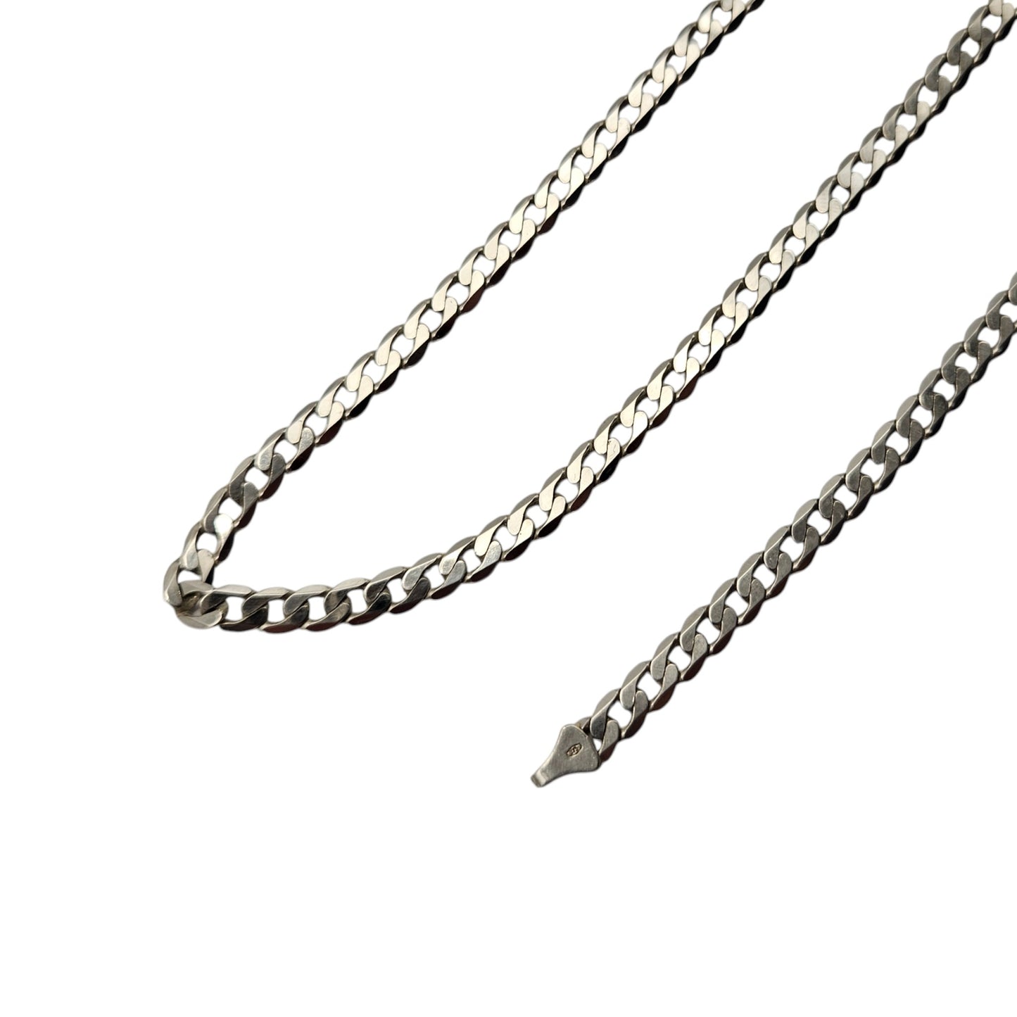 9ct 375 White Gold Curb Link Chain L 50.8 cm 13.4 g.
