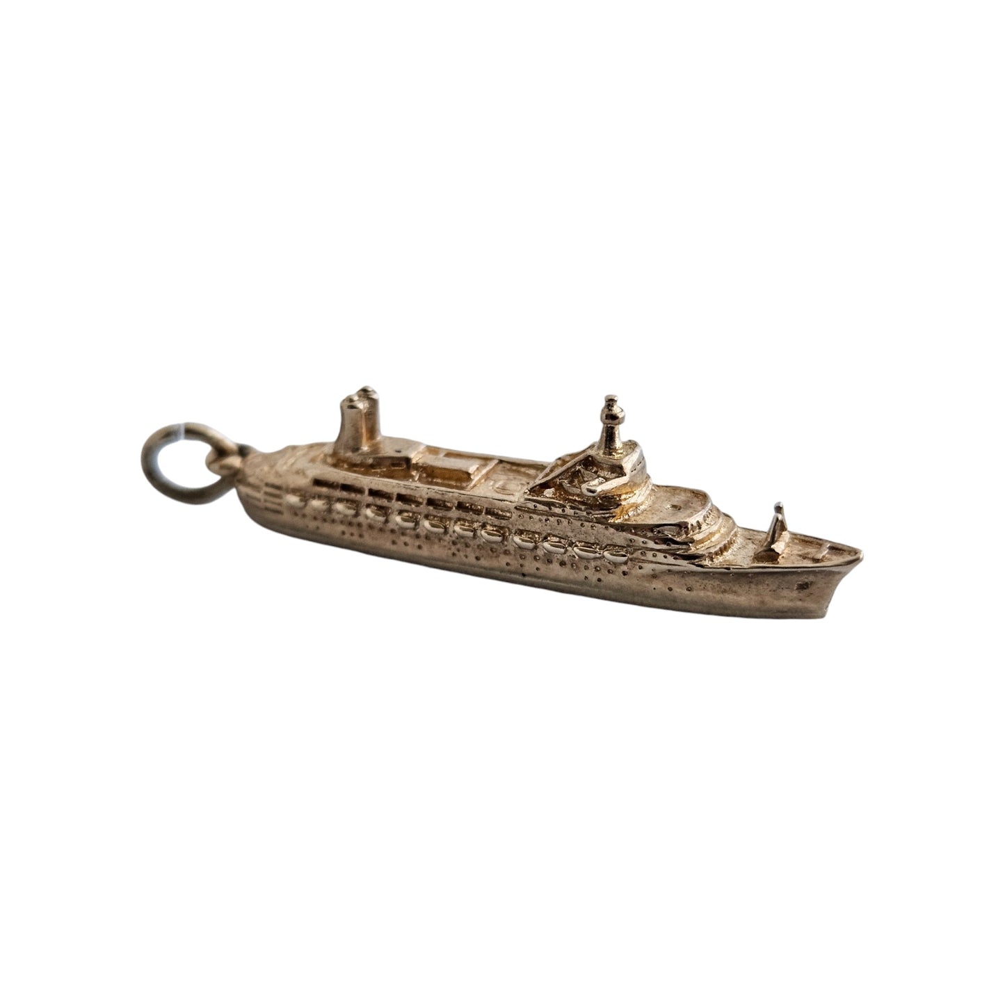 9ct 375 Yellow Gold Canberra Cruise Ship Charm 1977 L 3.0 cm 3.9 g