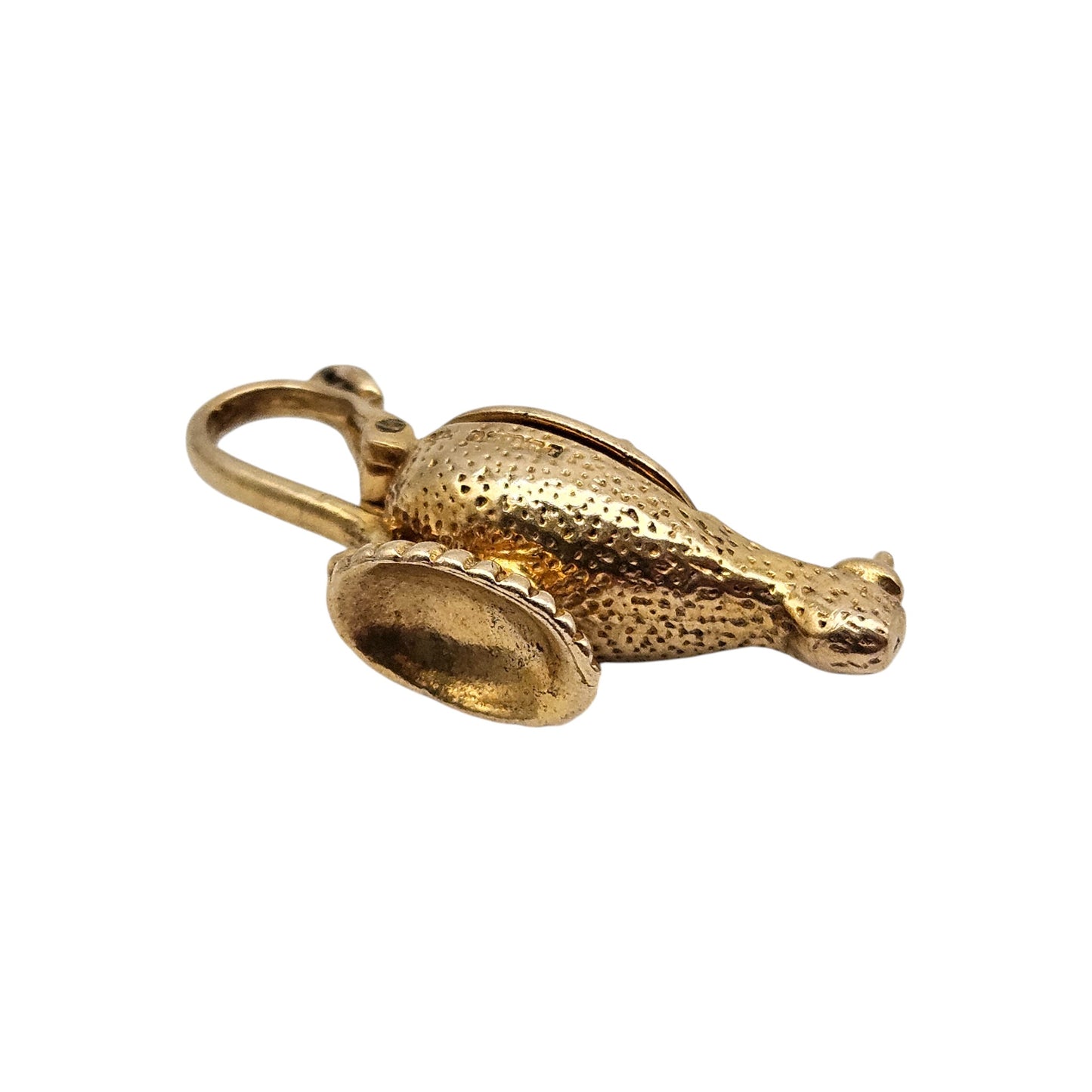 9ct 375 Yellow Gold Aladdin's Genie Lamp Opening Charm 1967 L 2.9 cm 4.4 g.