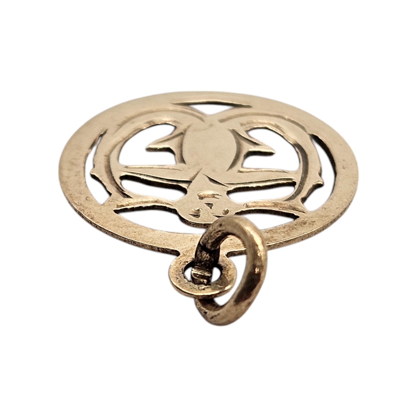 9ct 375 Yellow Gold Aquarius Charm 1959 L 1.3 cm 0.5 g.