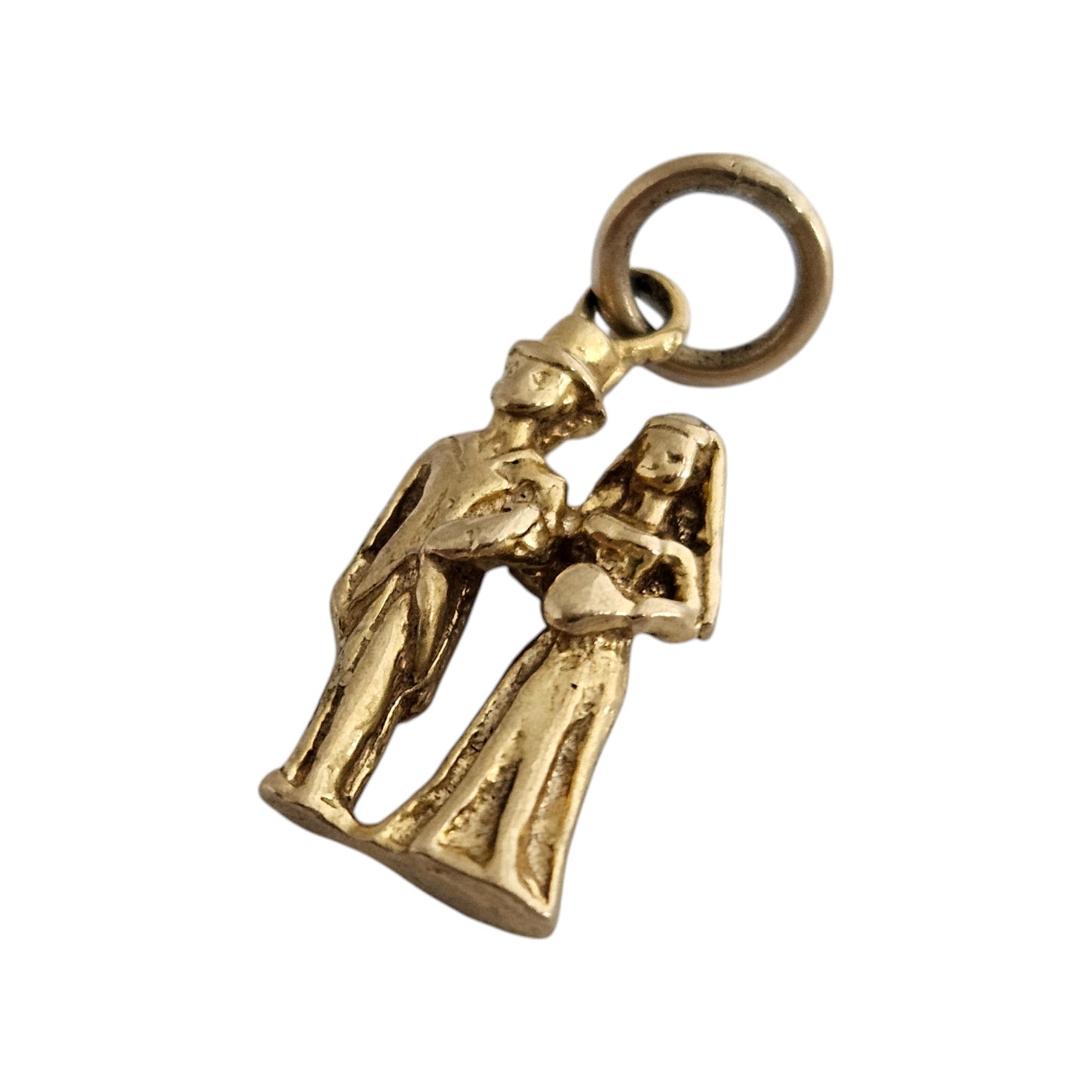 9ct 375 Yellow Gold Bride & Groom Charm L 1.5 cm 1.6 g.