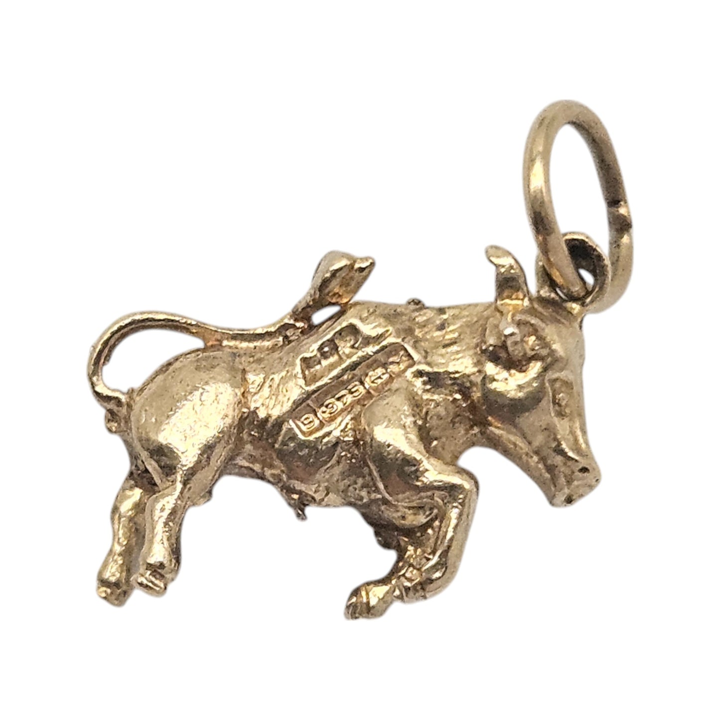 9ct 375 Yellow Gold Bull Charm 1973 L 1.4 cm 2.4 g.