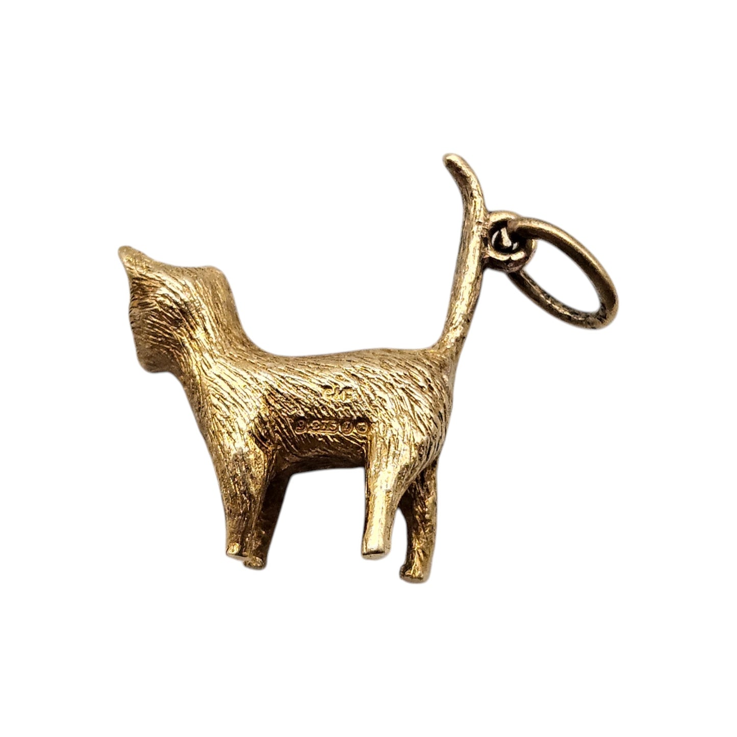Cast 9ct 375 Yellow Gold Cat Charm 1966 L 2.1 cm 5.2 g.