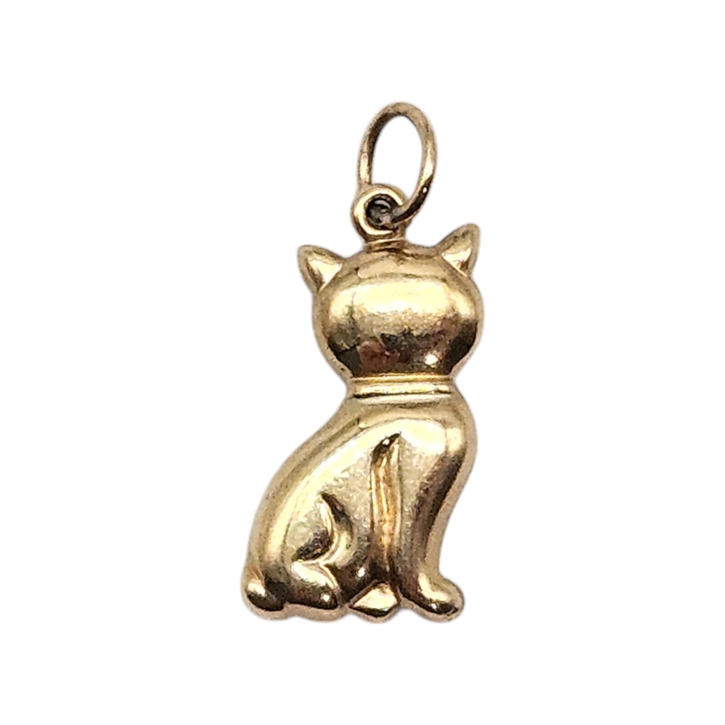 9ct Yellow Gold Seated Cat Charm L 1.4 cm 0.5 g.