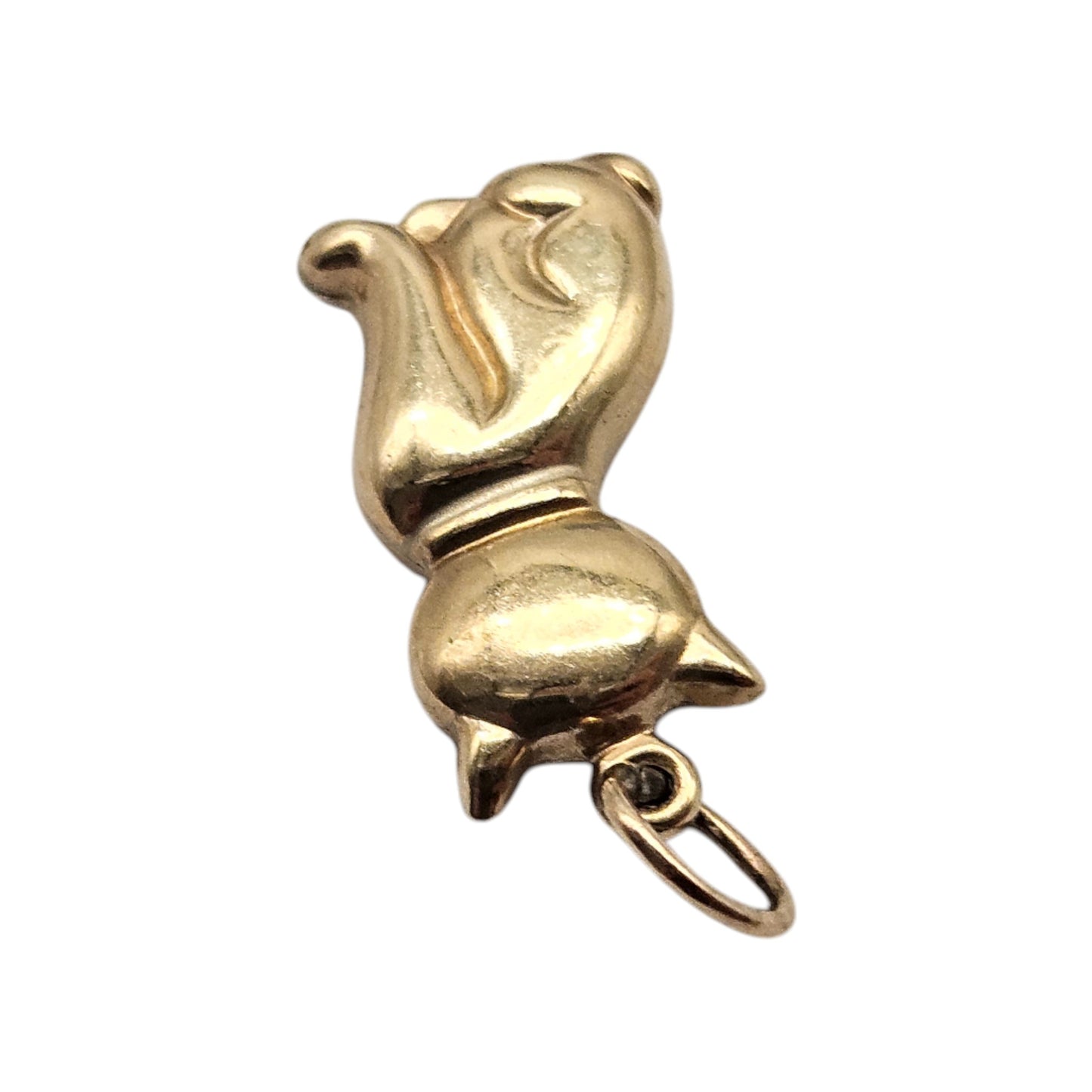 9ct Yellow Gold Seated Cat Charm L 1.4 cm 0.5 g.
