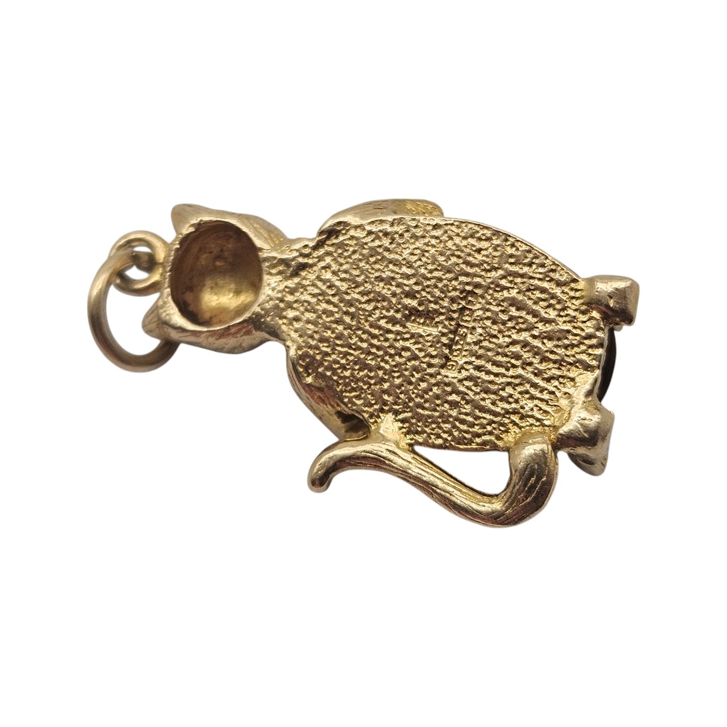 9ct 375 Yellow Gold Cat Charm With Cat's Eye c.1968 L 2.2 cm 4.1 g.