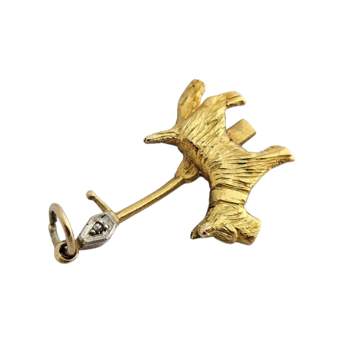 9ct Yellow Gold Terrier Dog by a Lamp Post With a Small Diamond L 2.0 cm 2.1 g