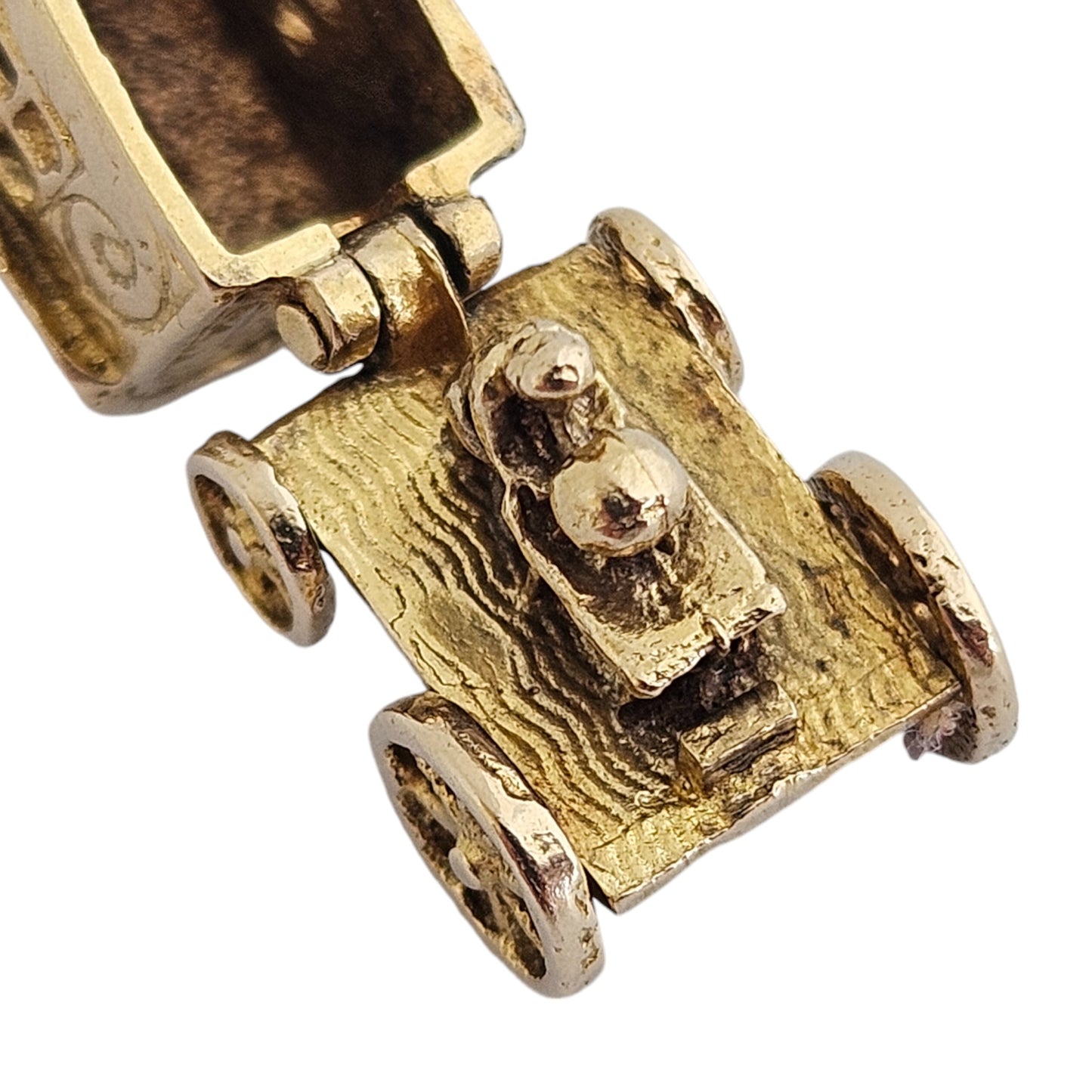 9ct 375 Yellow Gold Fortune Teller Opening Charm c.1956 L 1.1 cm 3.3 g