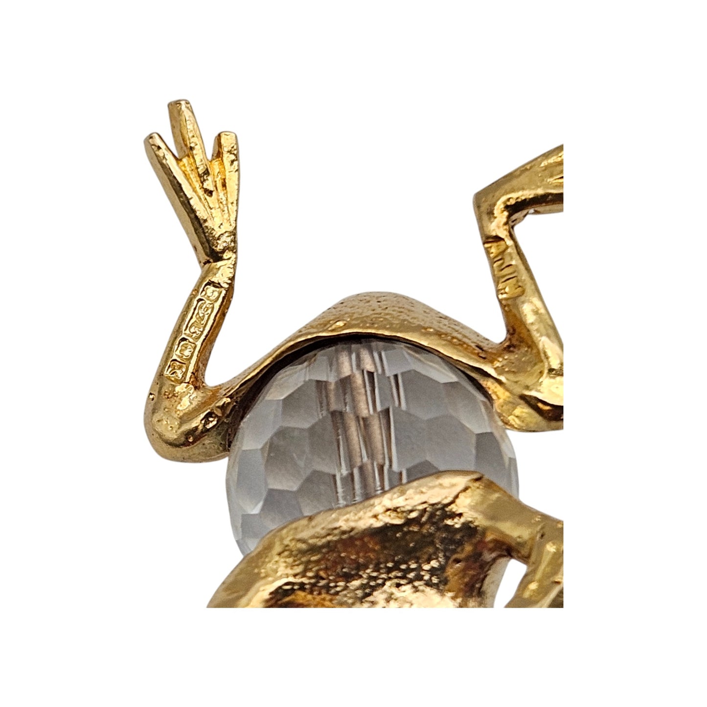 9ct 375 Yellow Gold Frog Charm 1972 L 2.3 cm 5.0 g.