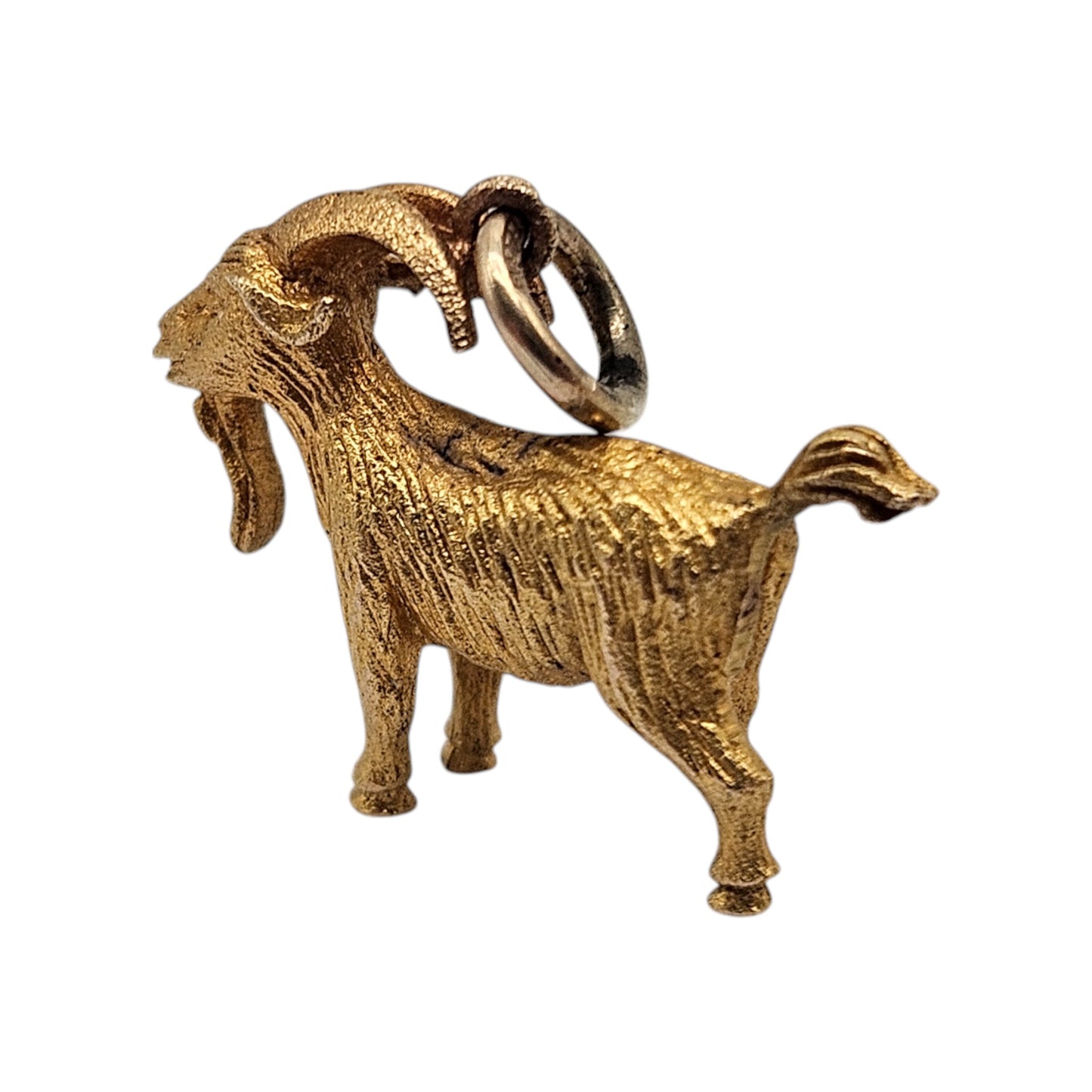 9ct 375 Yellow Gold Goat Charm 1956 L 1.8 cm 2.6 g.