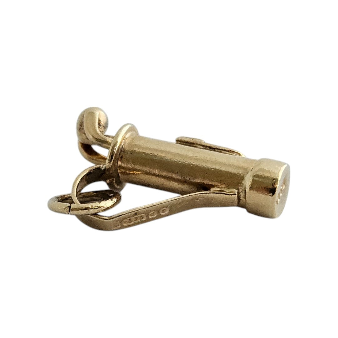 9ct 375 Yellow Gold Golf Bag Charm 1959 L 1.5 cm 1.1 g.