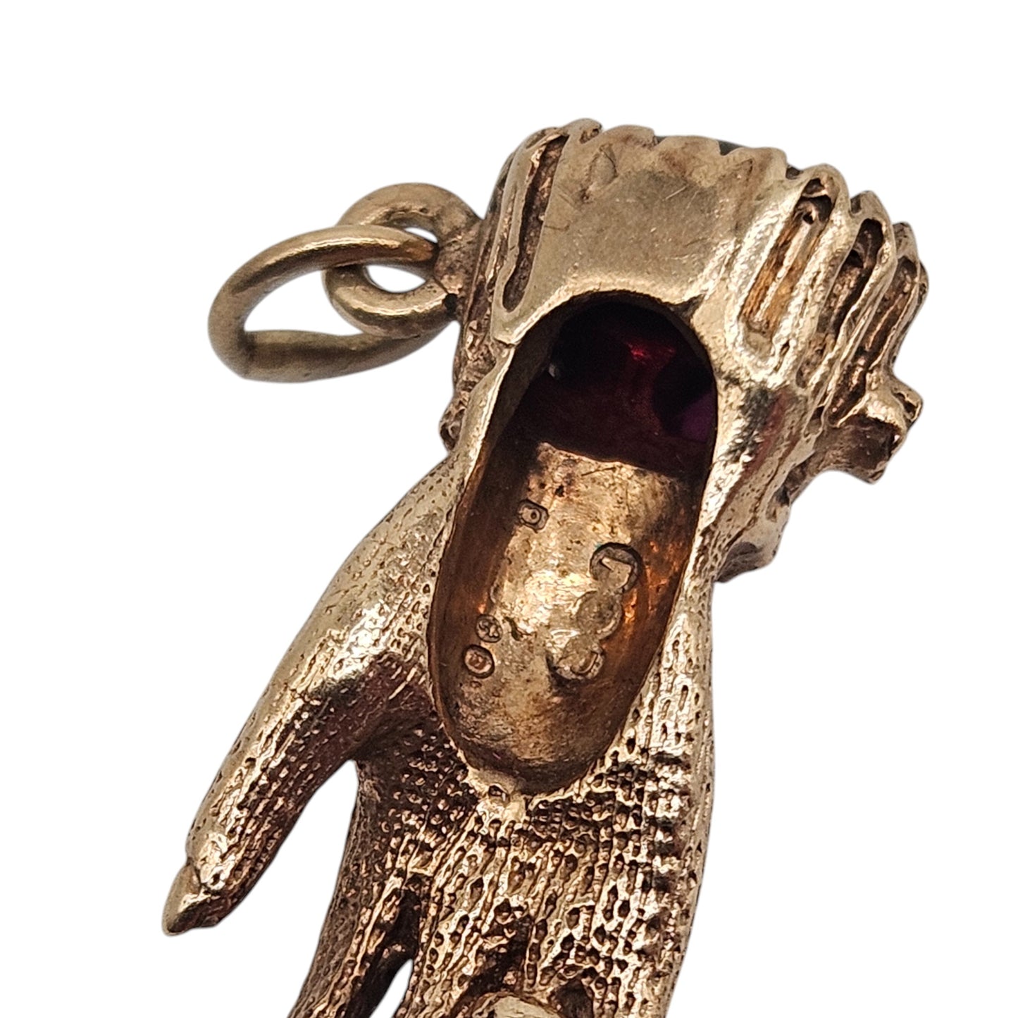 Rare 9ct 375 Yellow Gold Hand Charm 1974 L 2.1 cm 2.9 g.