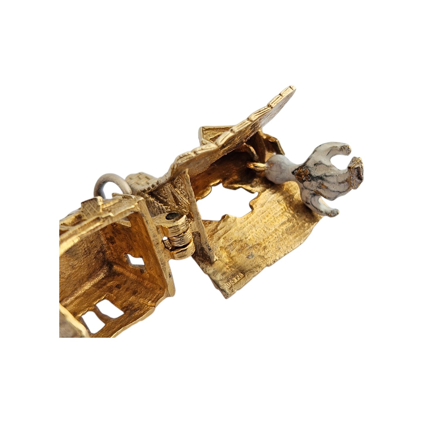 Unusual 9ct 375 Yellow Gold Haunted House Opening Charm 1971 L 1.9 cm 6.2 g