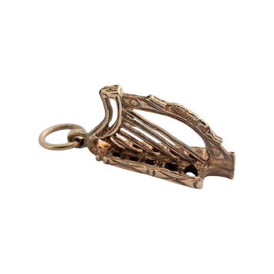Irish 9ct 375 Yellow Gold Harp Charm c.1960's L 1.9 cm 2.0 g