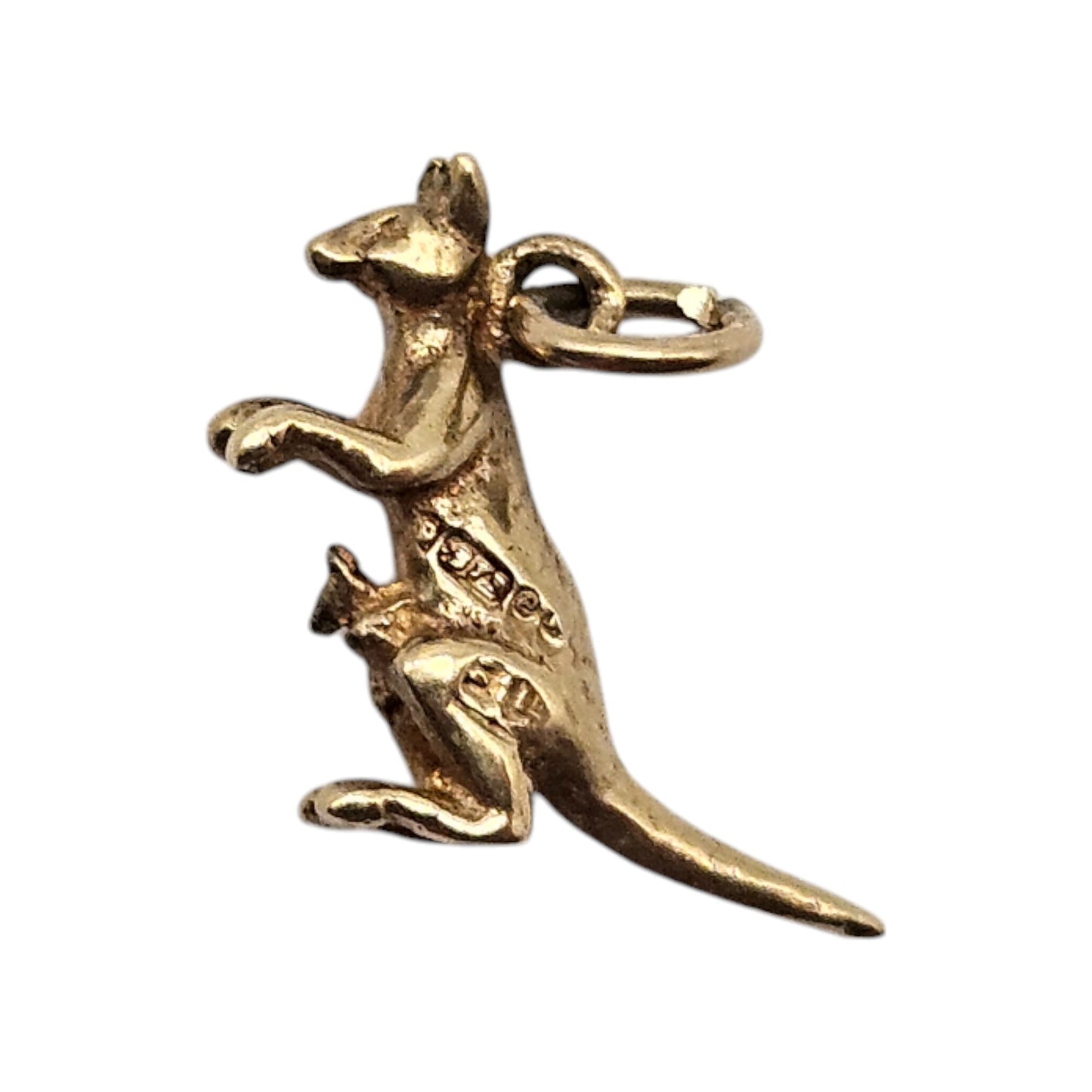 9ct 375 Yellow Gold Kangaroo & Joey Charm 1960 L 1.4 cm 1.1 g.