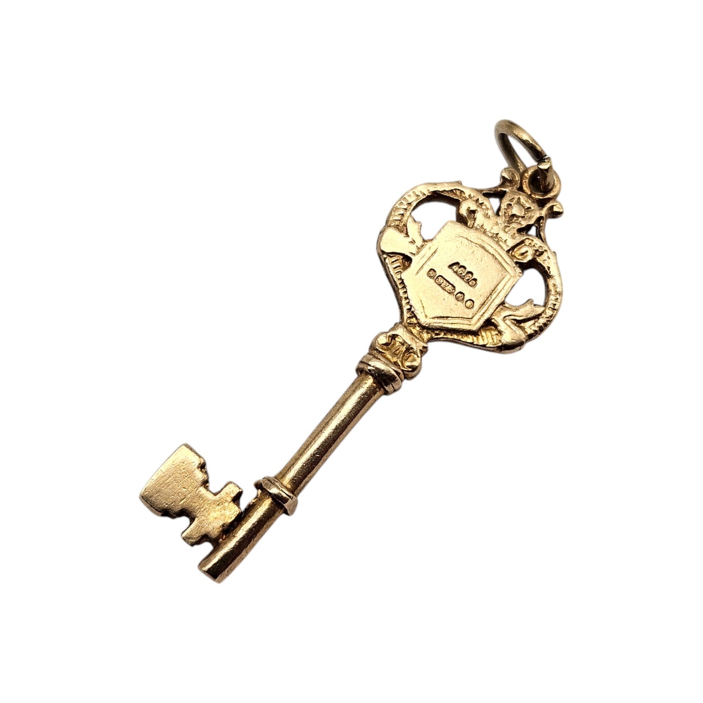 9ct 375 Yellow Gold Key Charm 1970 L 3.2 cm 2.7 g.