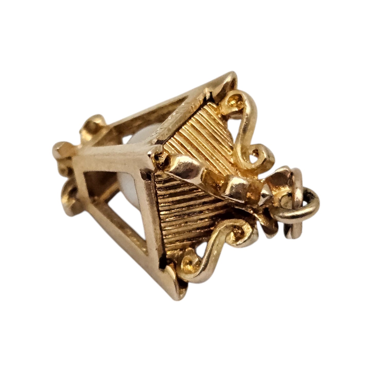 9ct 375 Yellow Gold Lantern Charm 1961 L 1.8 cm 3.5 g.