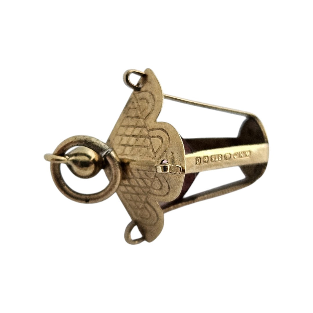 9ct 375 Yellow Gold Lantern Charm 1977 L 1.6 cm 1.2 g.