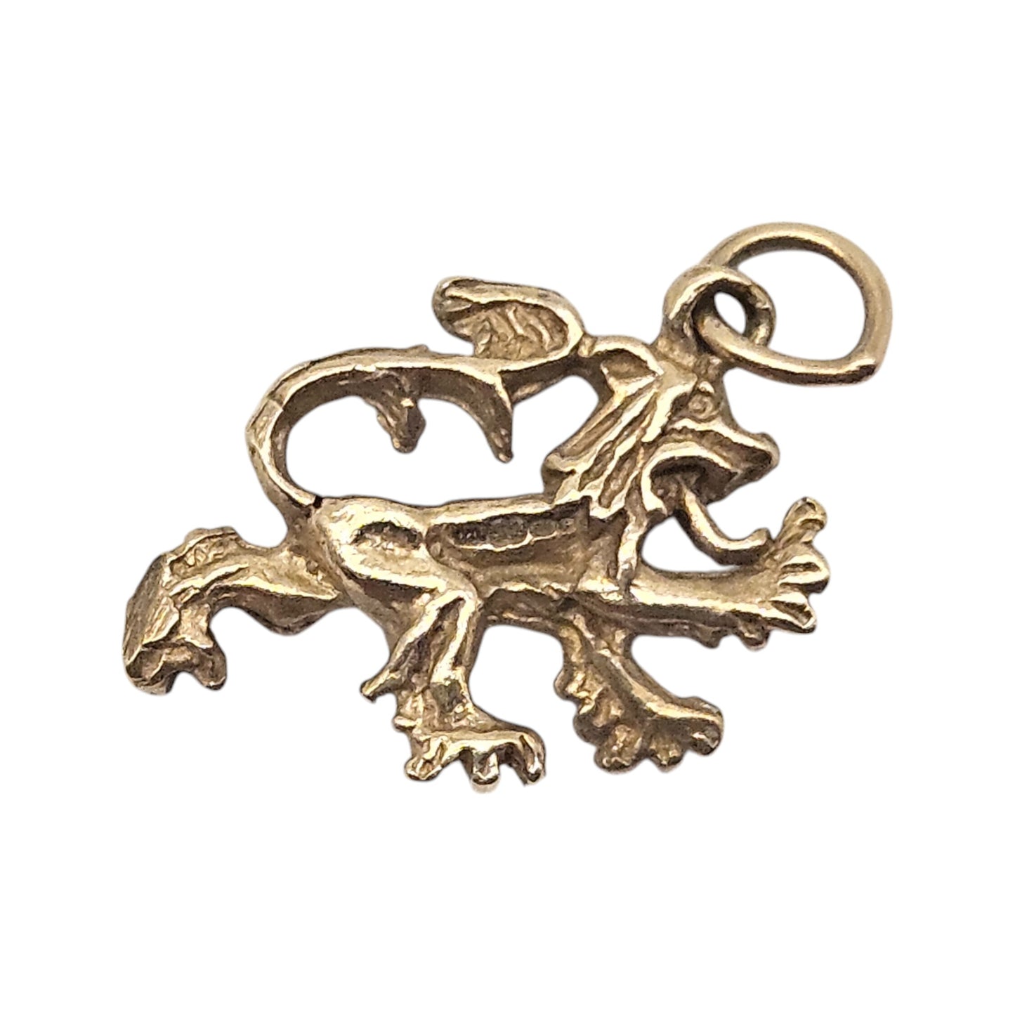 9ct 375 Yellow Gold Lion Charm L 1.5 cm 1.4 g.