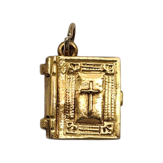 9ct 375 Yellow Gold Opening Prayer Book Charm 1970 L 1.1 cm 2.1 g.