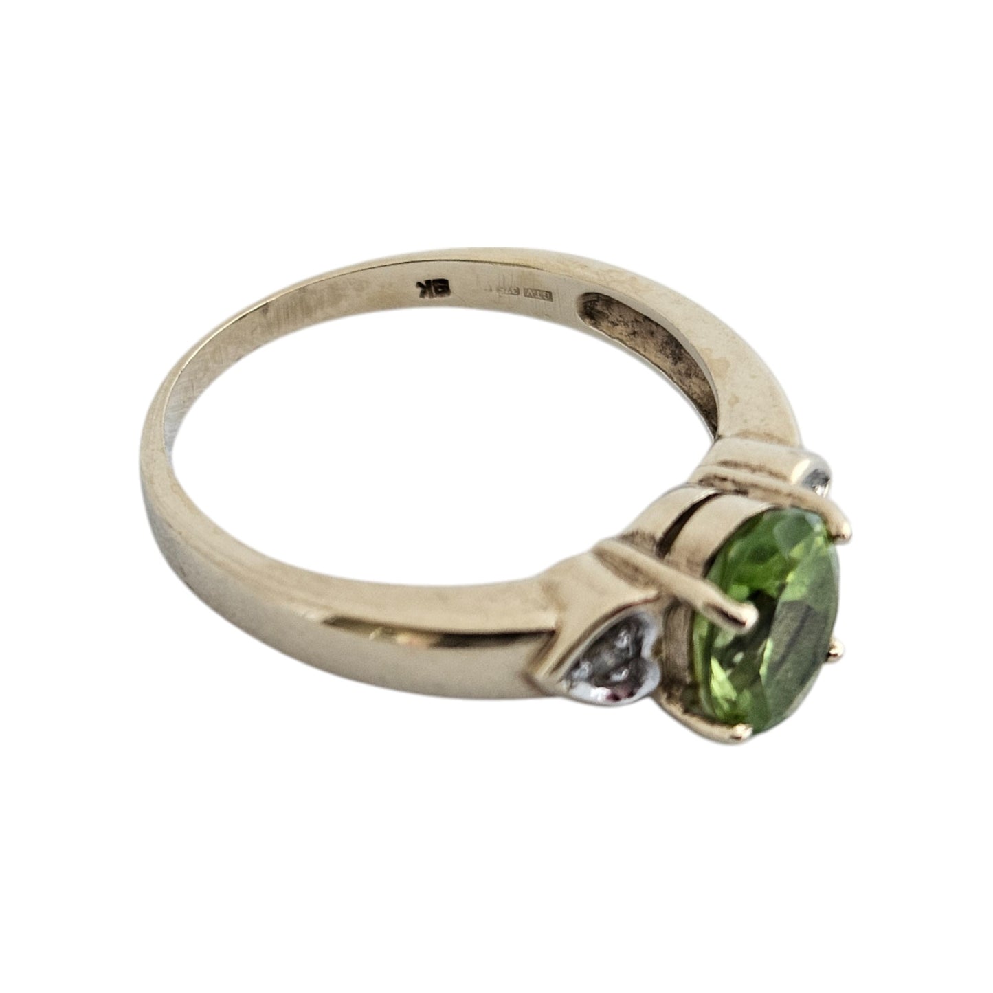 9ct 375 Yellow Gold Peridot & Diamond Ring Size O 1/2 3.3 g