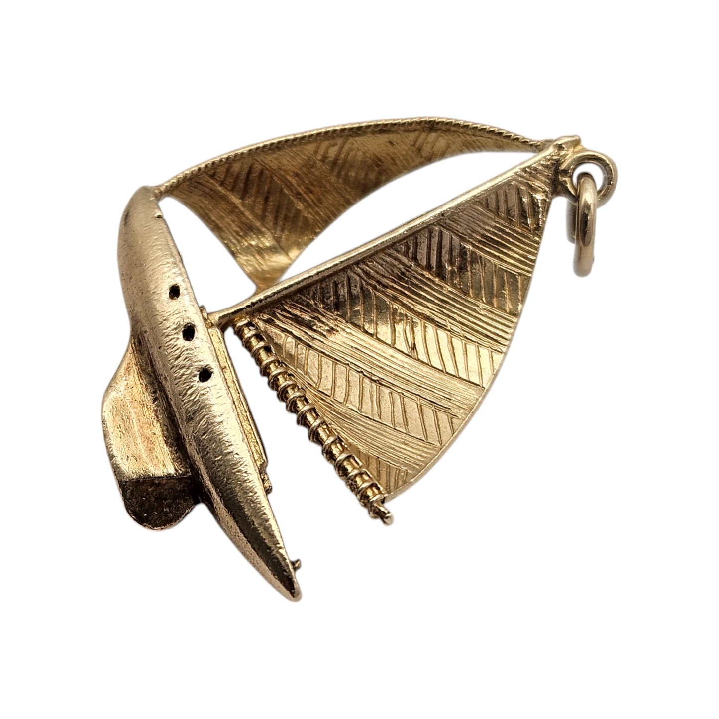 9ct 375 Yellow Gold Sailing Boat Charm 1963 L 2.5 cm 3.3 g.