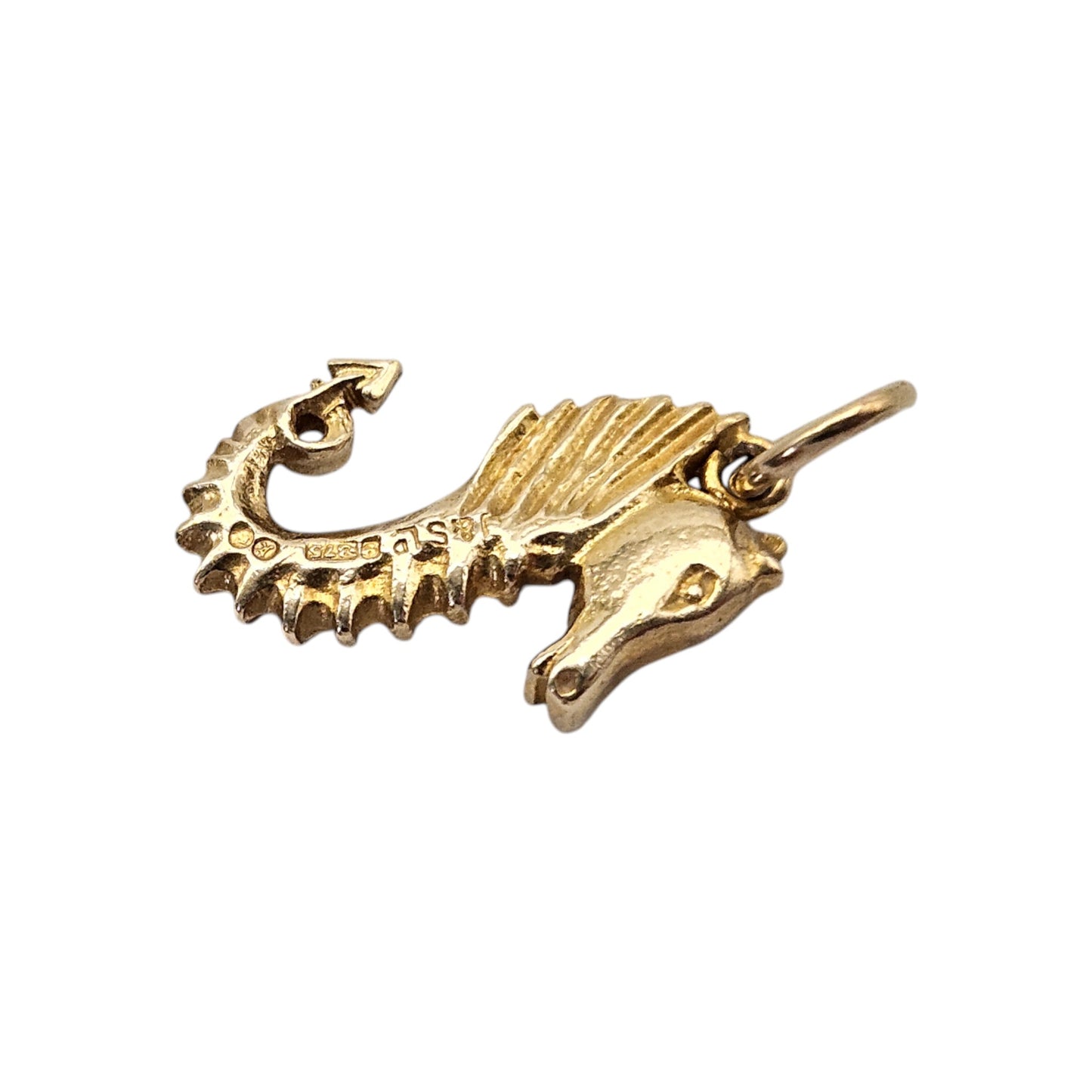 9ct 375 Yellow Gold Seahorse Charm 1965 L 1.6 cm 1.5 g.