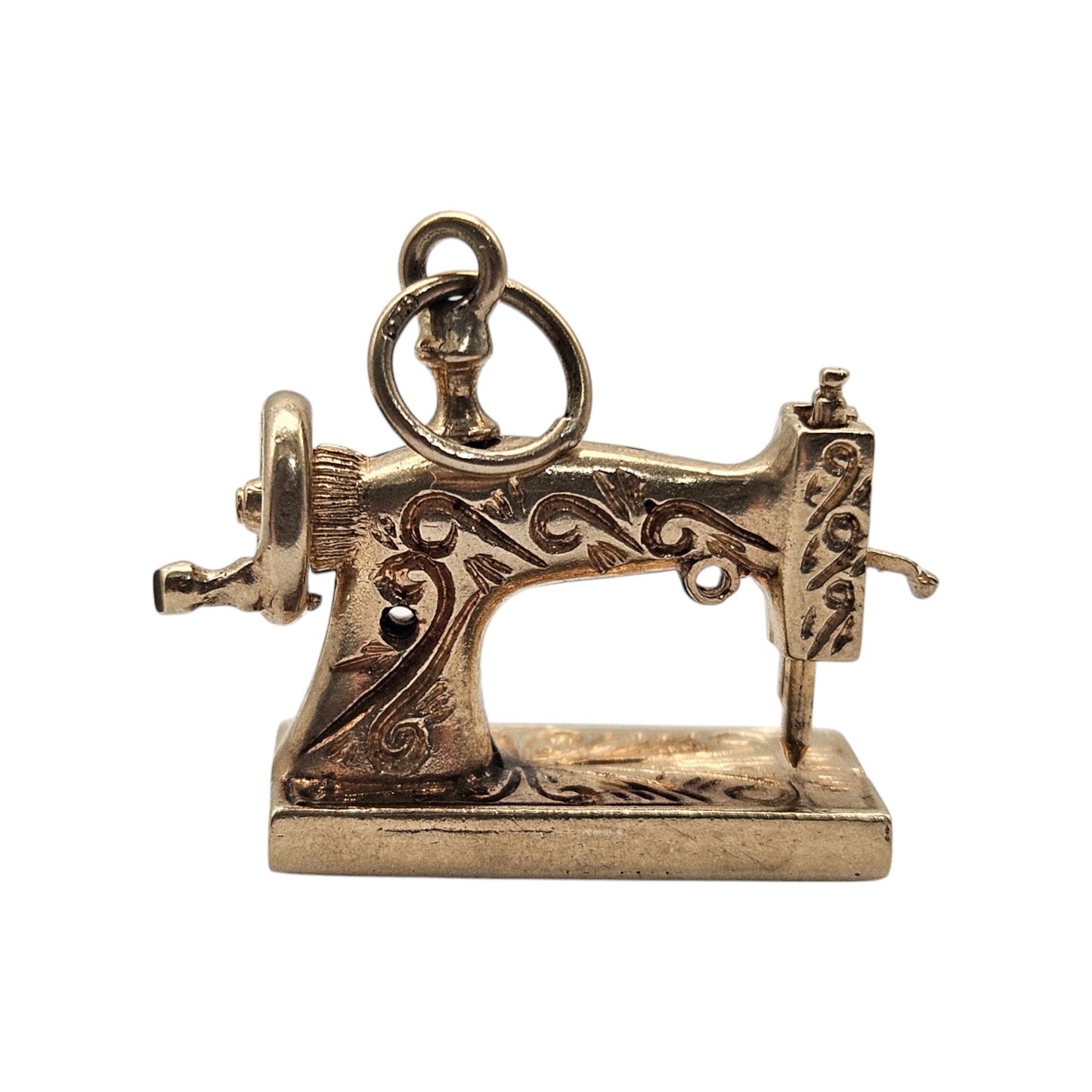 9ct 375 Yellow Gold Articulated Sewing Machine Charm 1971 5.5 g