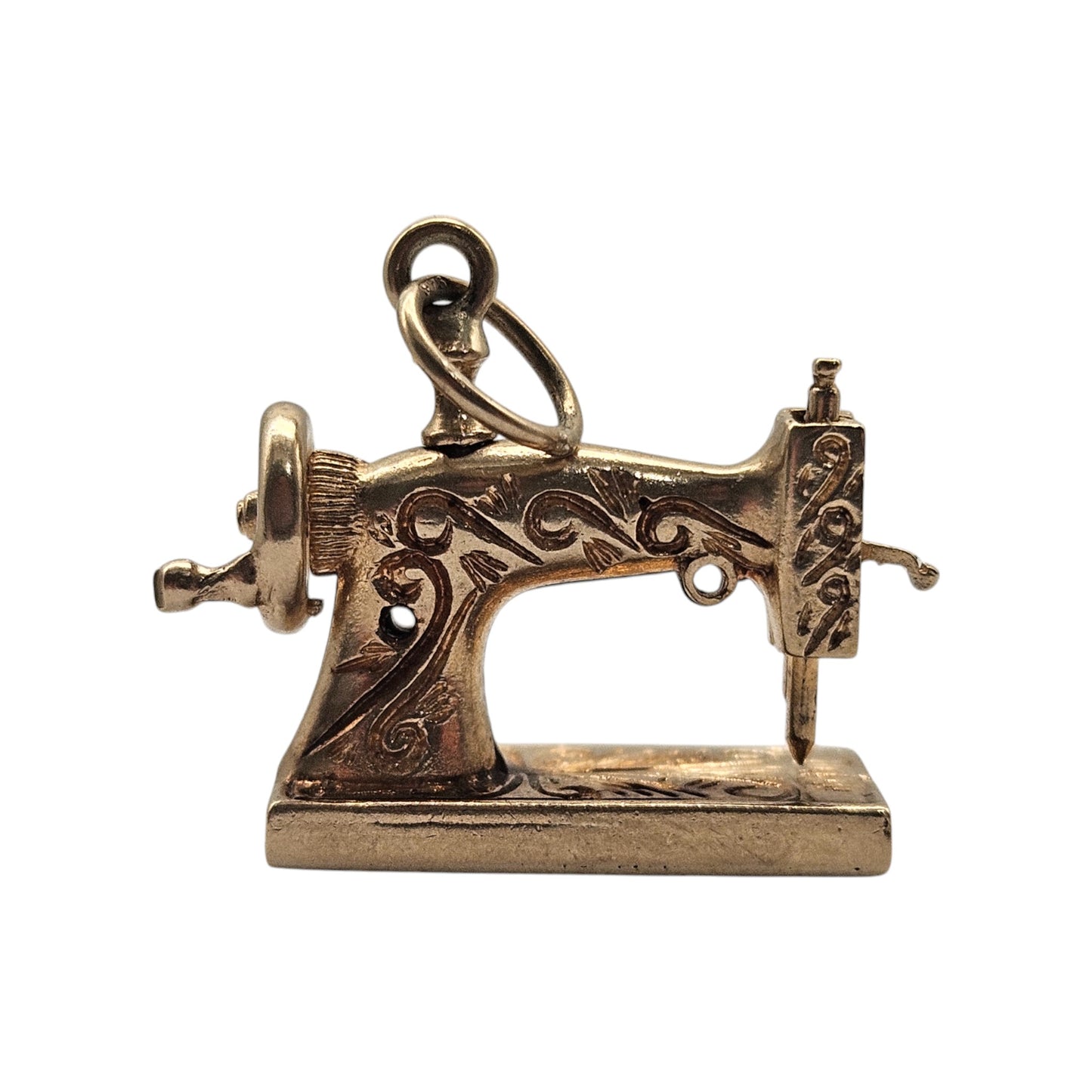 9ct 375 Yellow Gold Articulated Sewing Machine Charm 1971 5.5 g