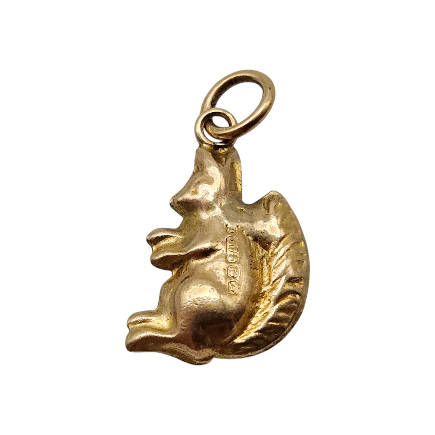 9ct 375 Yellow Gold Squirrel Charm 1955 L 1.1 cm 0.4 g.