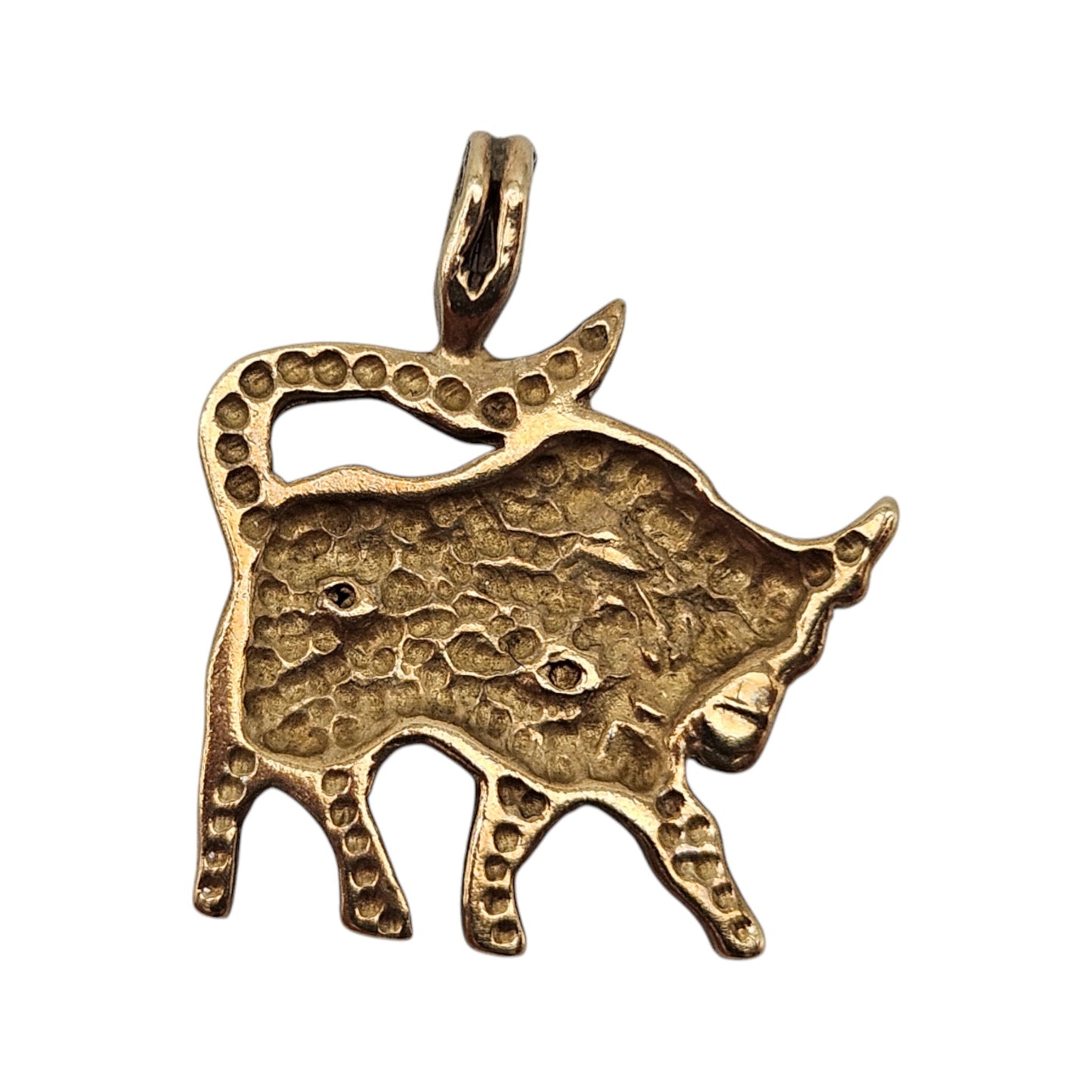 9ct 375 Yellow Gold Taurus Pendant With Diamonds L 1.9 cm 1.6 g.