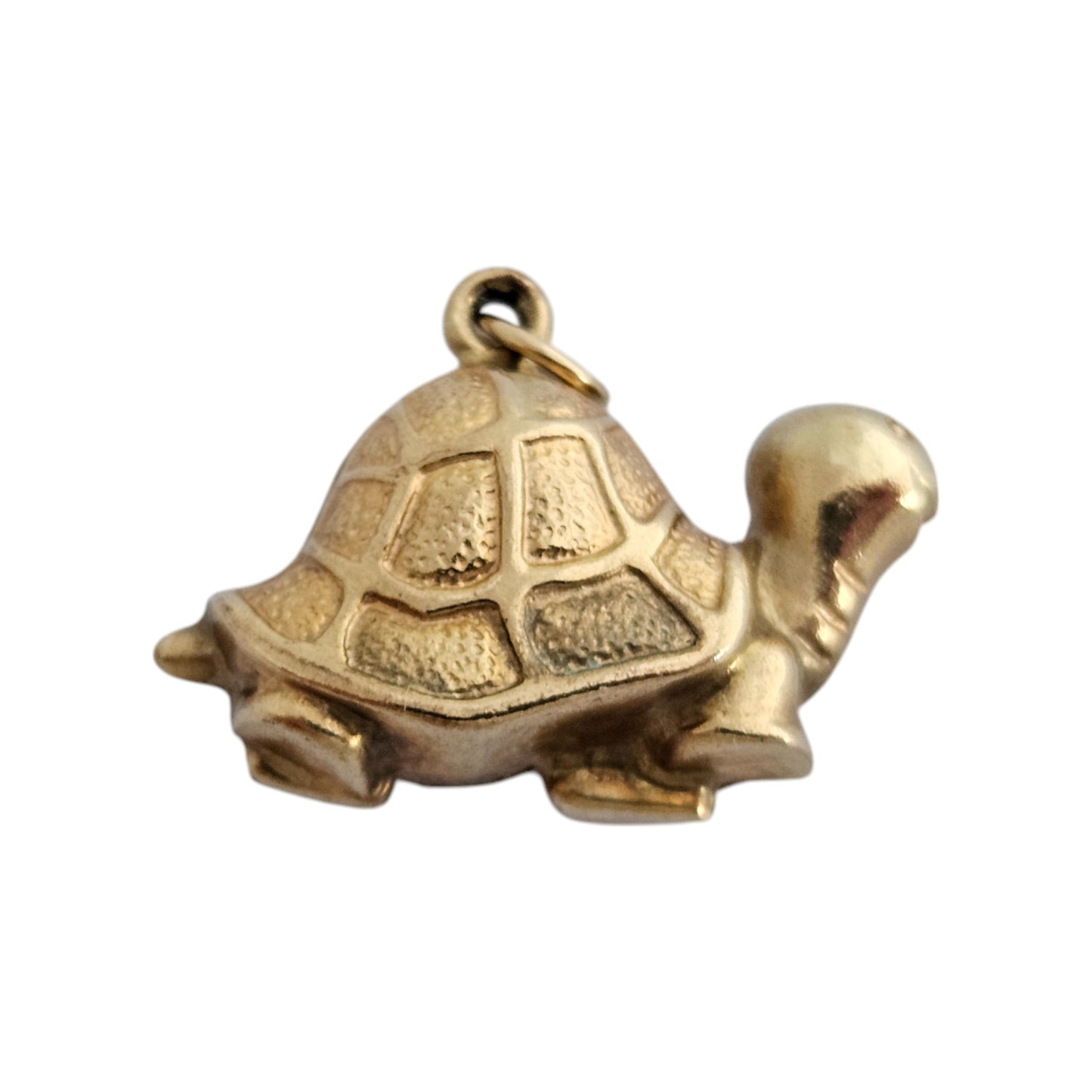 9ct 375 Yellow Gold Tortoise Charm 1978 L 2.1 cm 1.4 g.