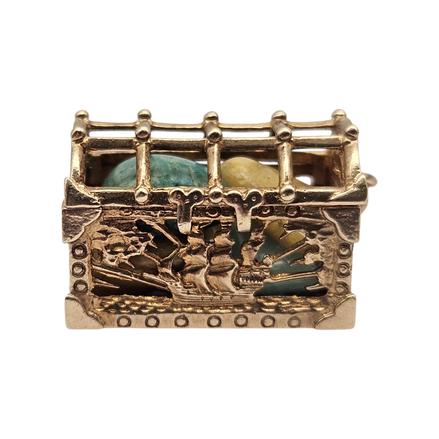9ct 375 Yellow Gold Treasure Chest Opening Charm c.1960's L 1.9 cm 6.8 g.