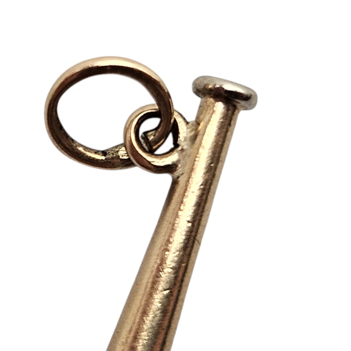 9ct 375 Yellow Gold Trumped Charm 1954 L 1.8 cm 0.6 g.